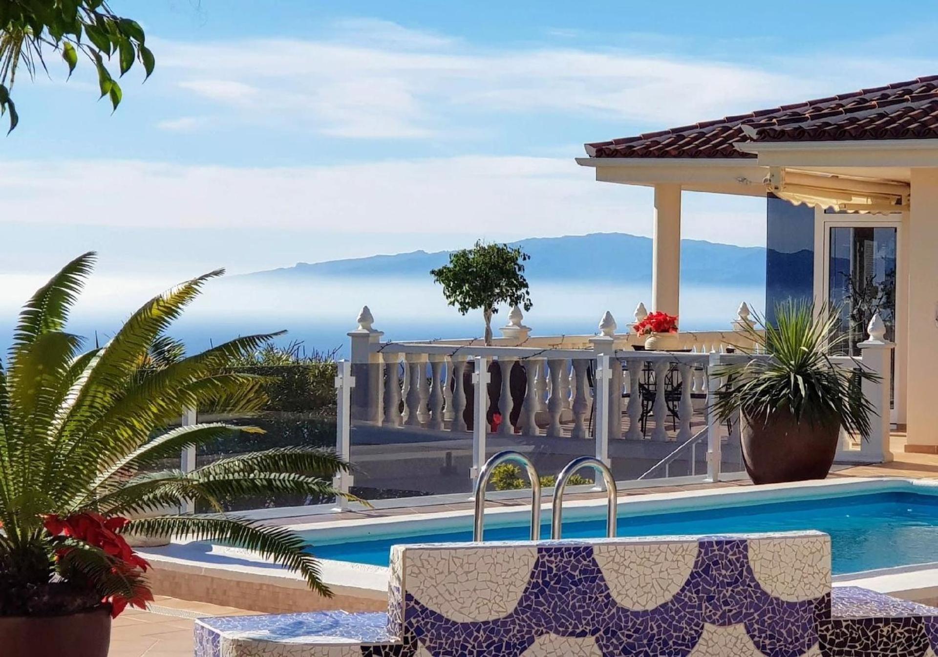 Luxusvilla Mit Fantastischem Meerblick