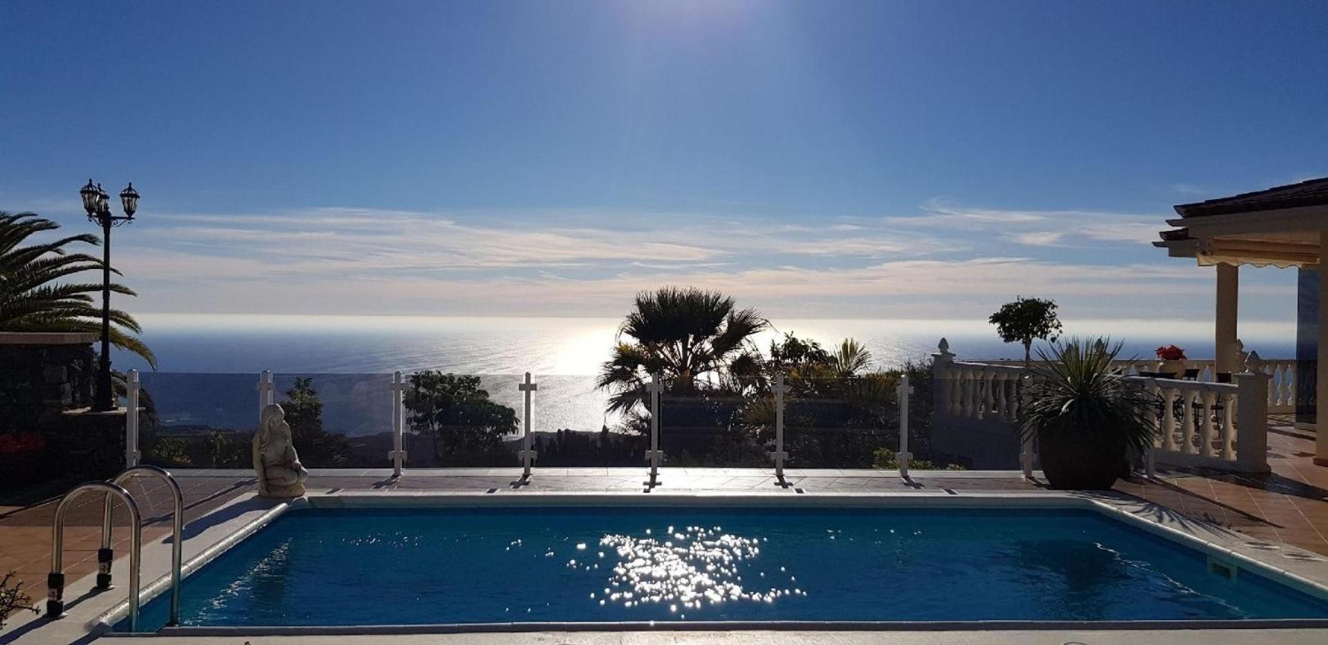 Luxusvilla Mit Fantastischem Meerblick