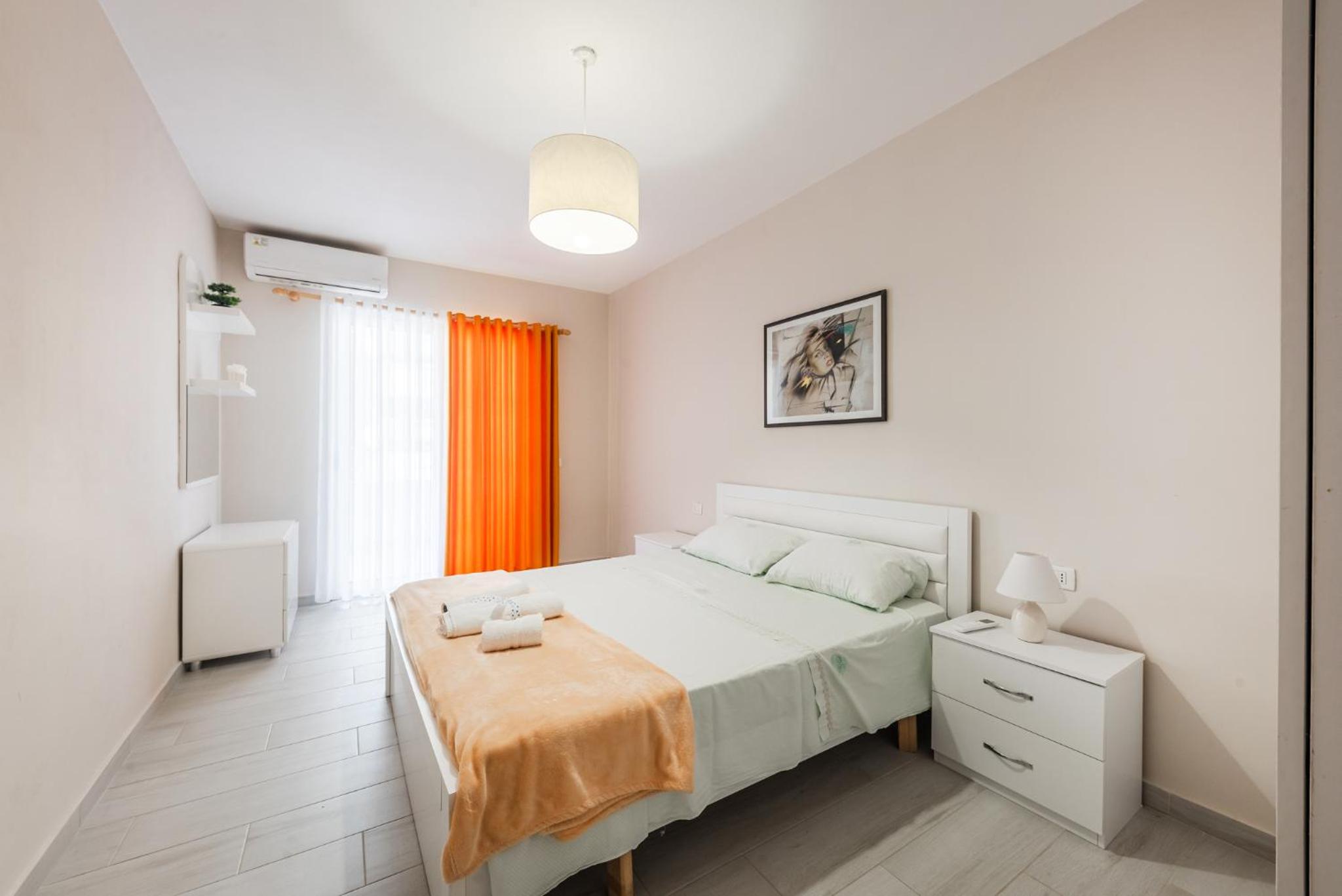 Helia's Cozy Apartment Qerret
