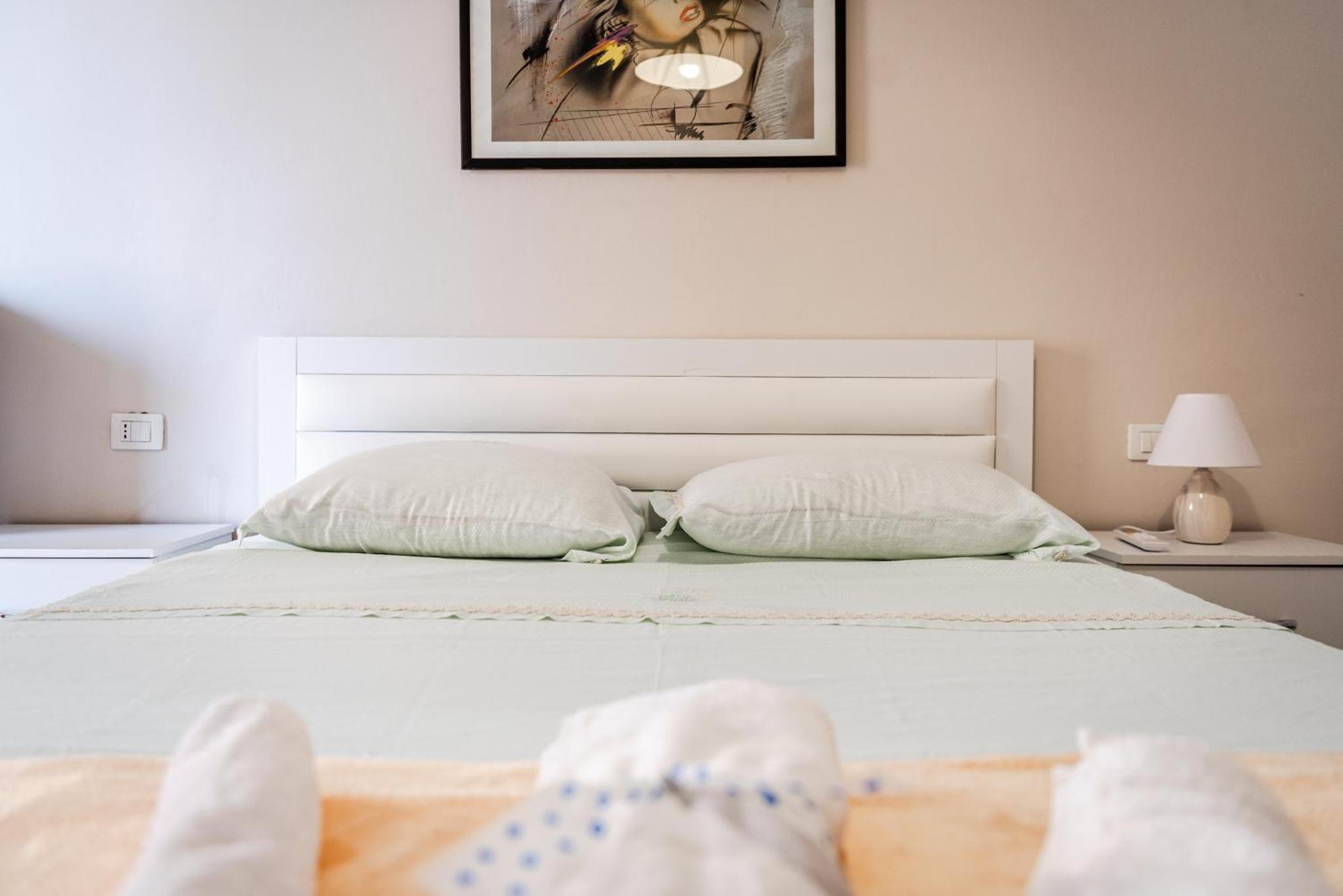 Helia's Cozy Apartment Qerret