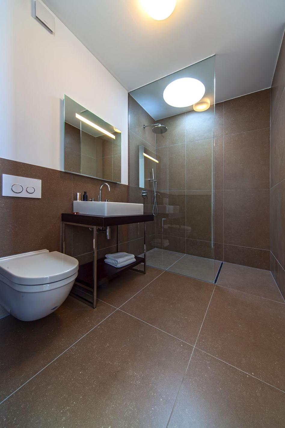 Golden Rays Luxury Villas & Apartments