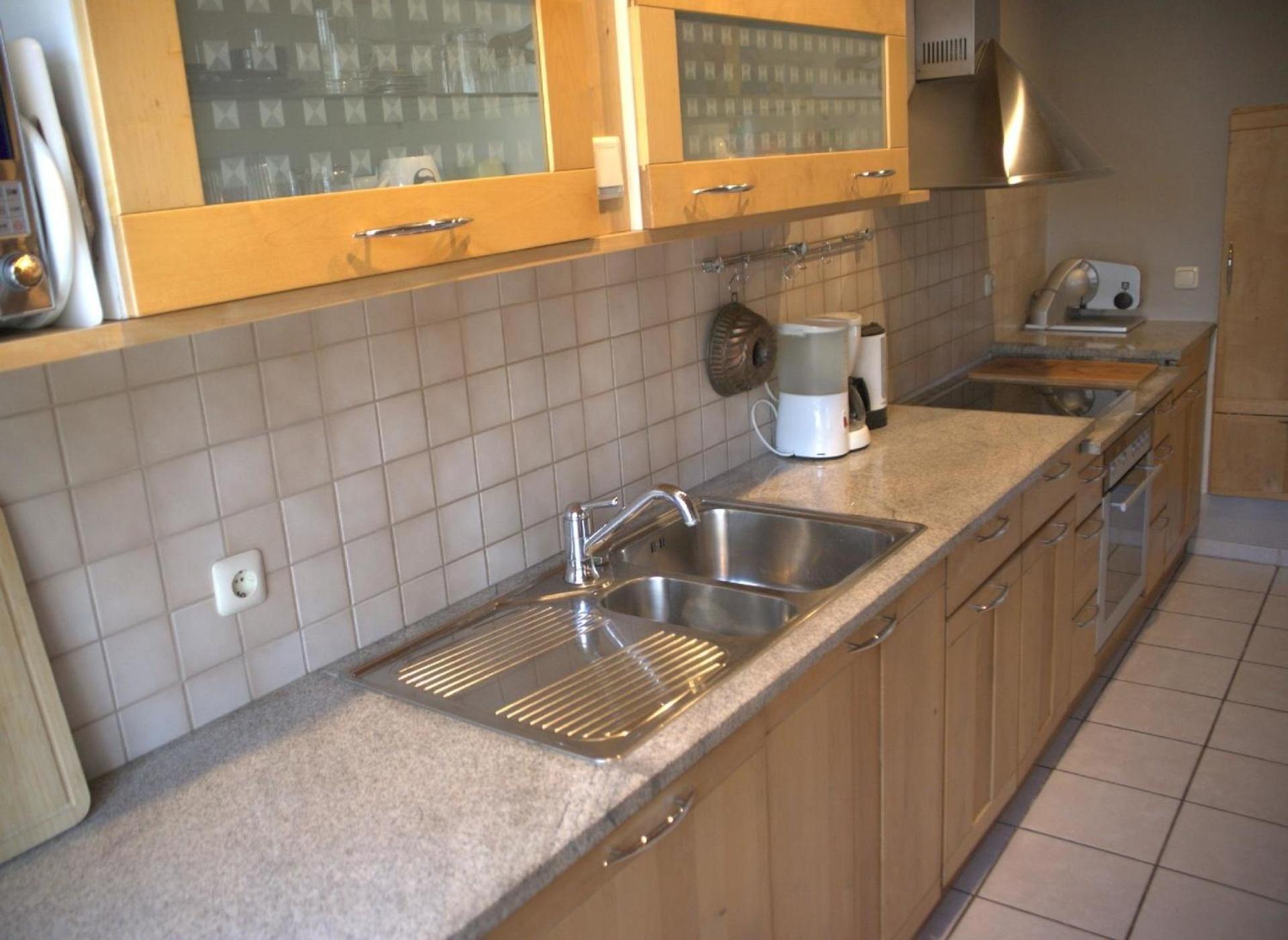 Jut Stuff - Familienfreundliche Wohnung in Rommersheim mit großem Garten