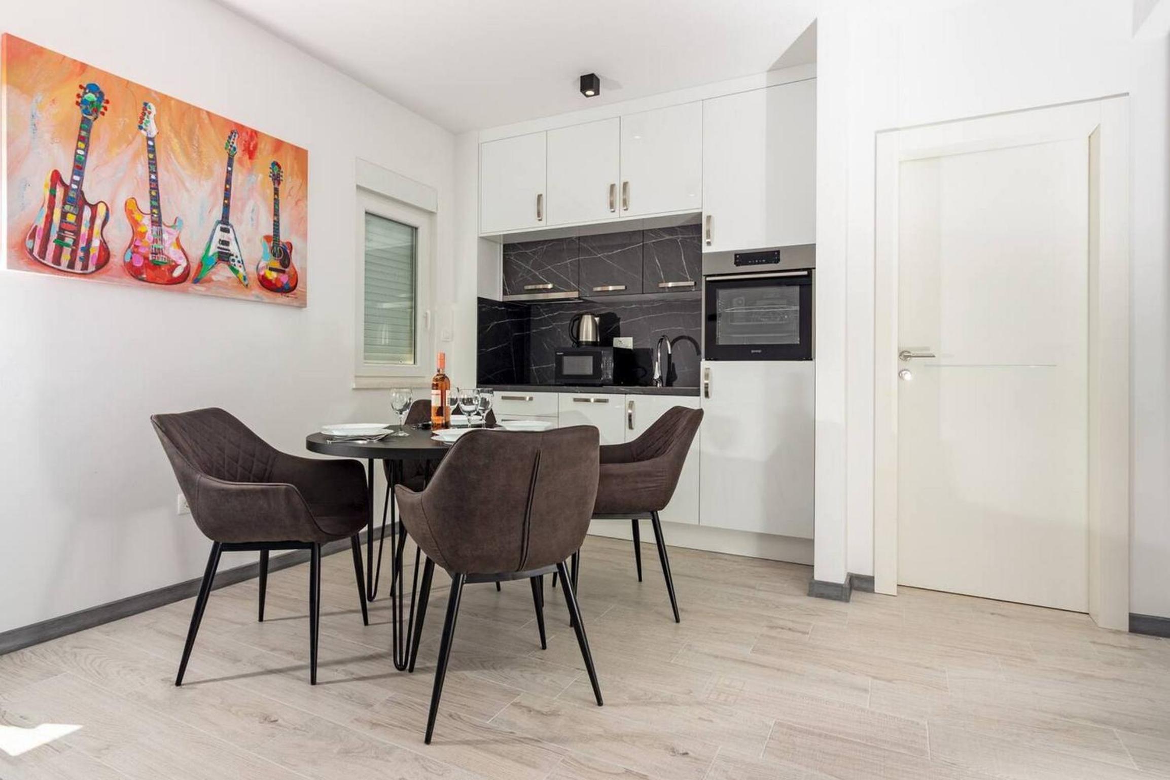 Cozy Apartments Ivana