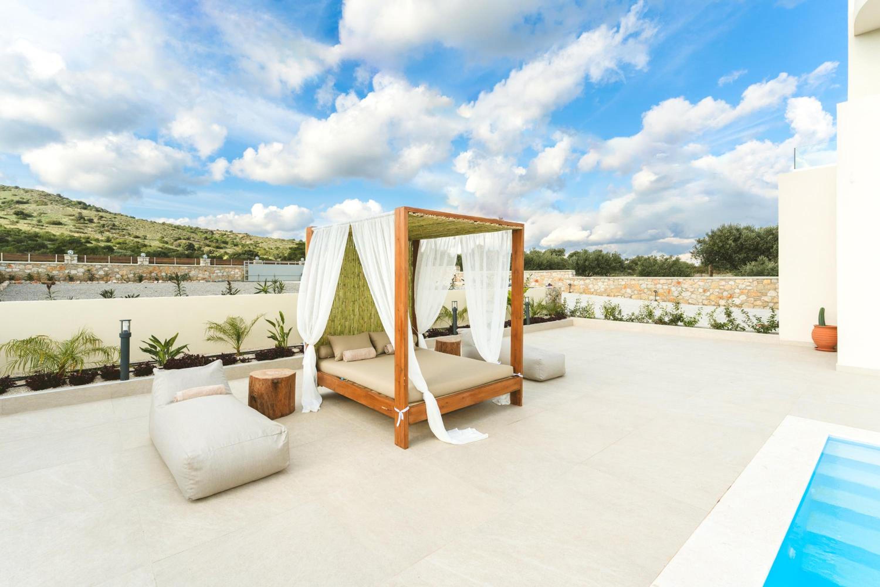 Aiolia Villa