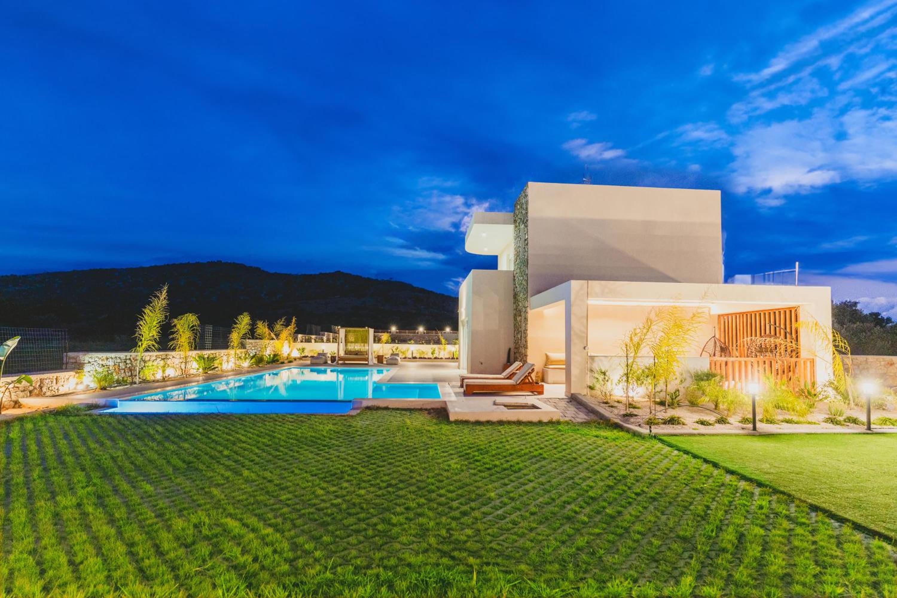 Aiolia Villa