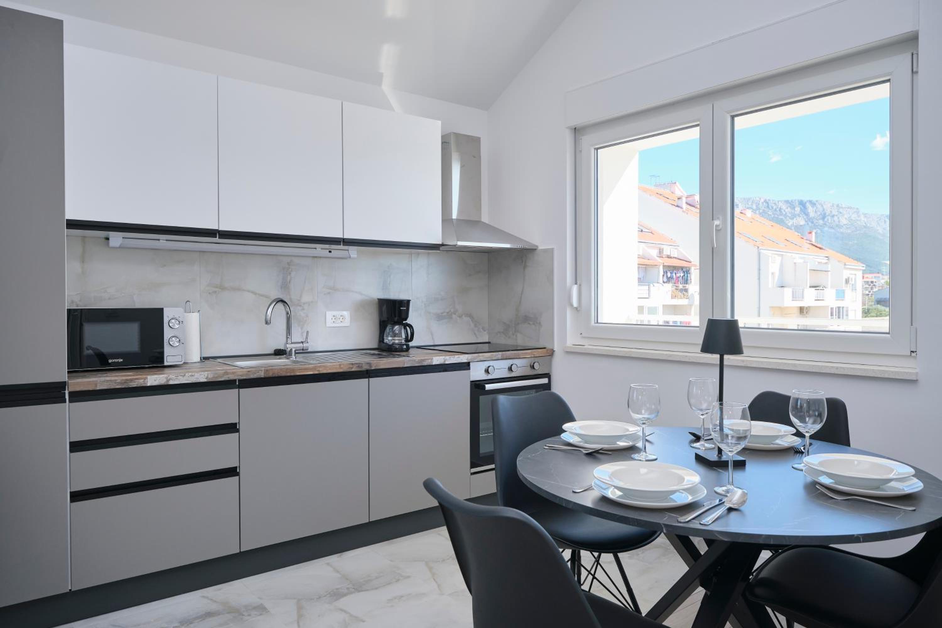 AquaVue Suite by Litto view 2