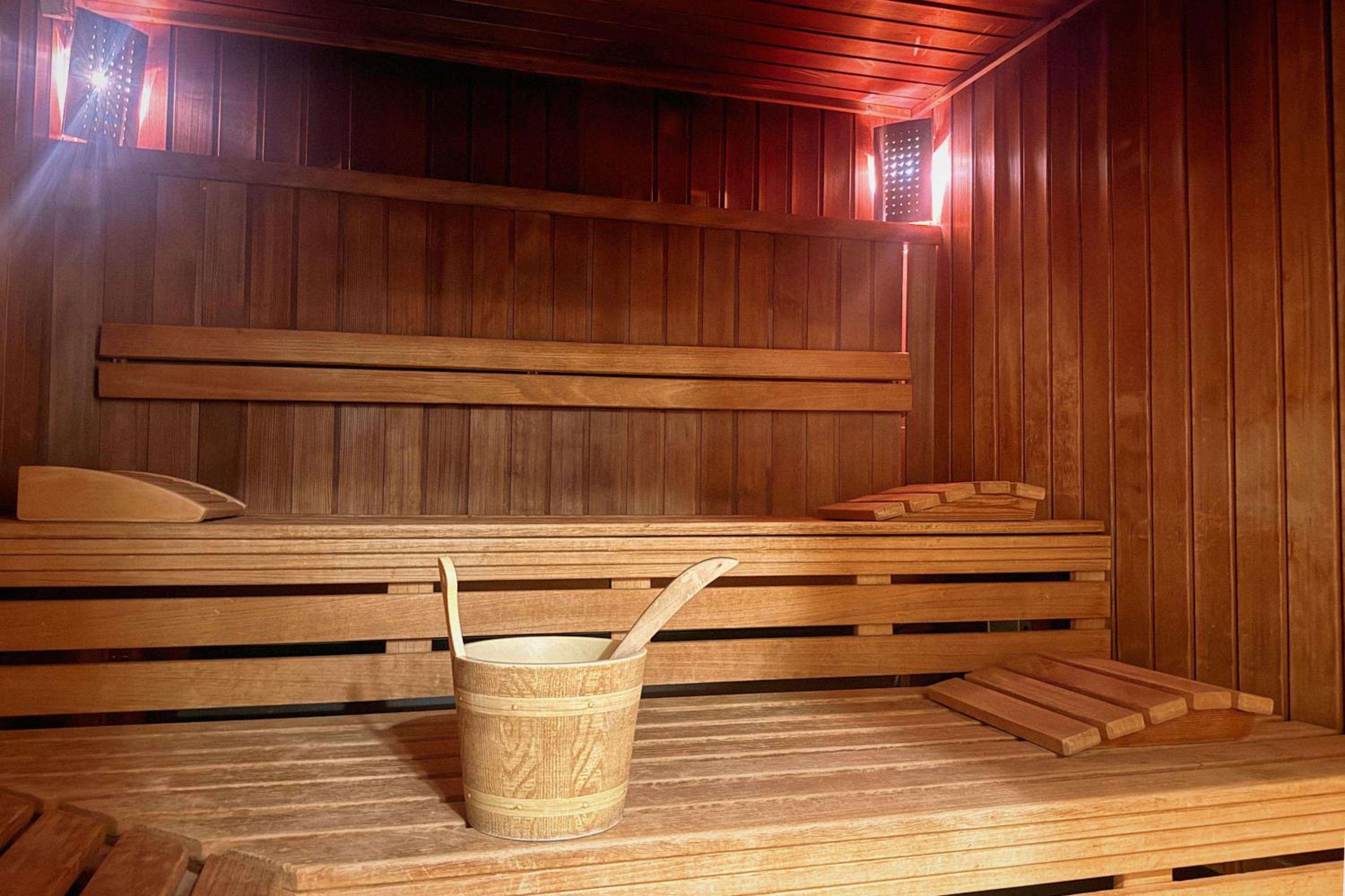 CuxHeaven - modernes Studio-Apartment direkt am Meer mit Pool, Sauna und Massage