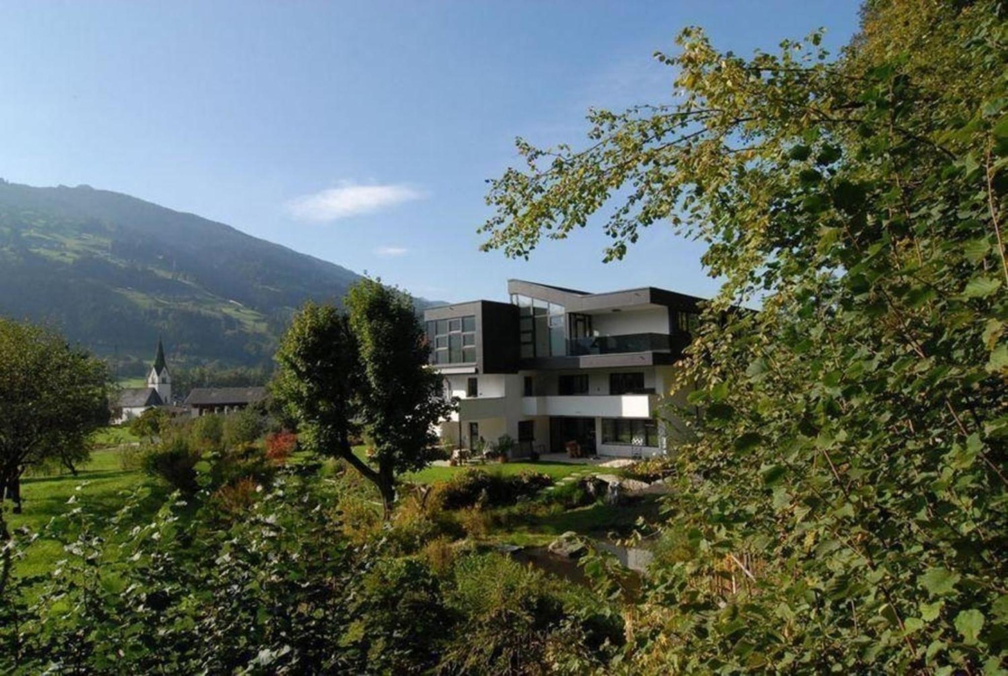 Apartmentwohnung mit Balkon für sechs Personen