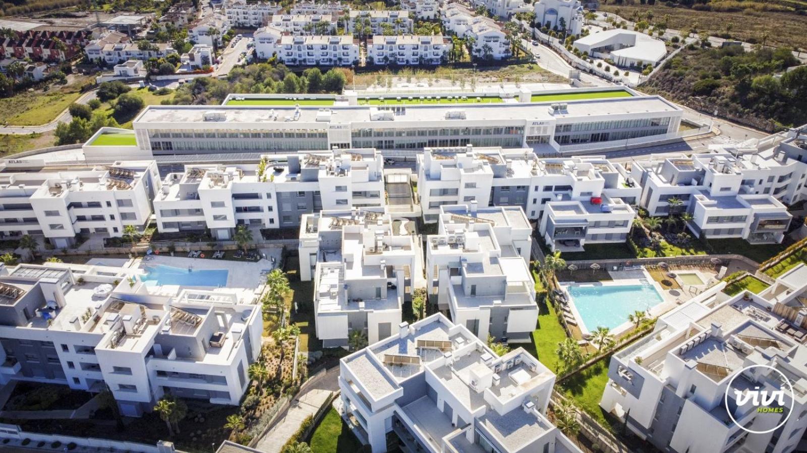 ViVi Homes - Sol Garden Pool, Terrace & Golf