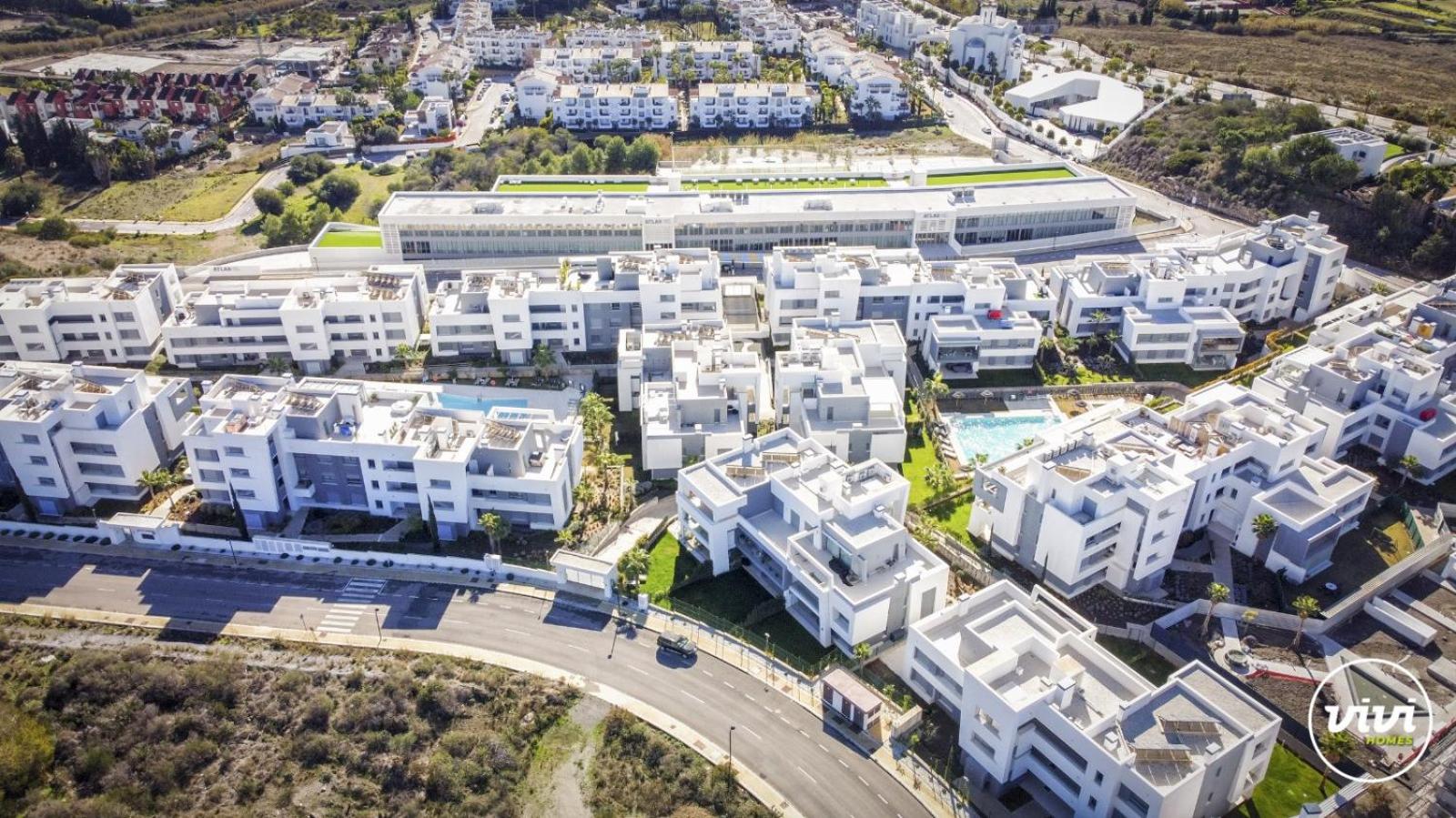 ViVi Homes - Sol Garden Pool, Terrace & Golf