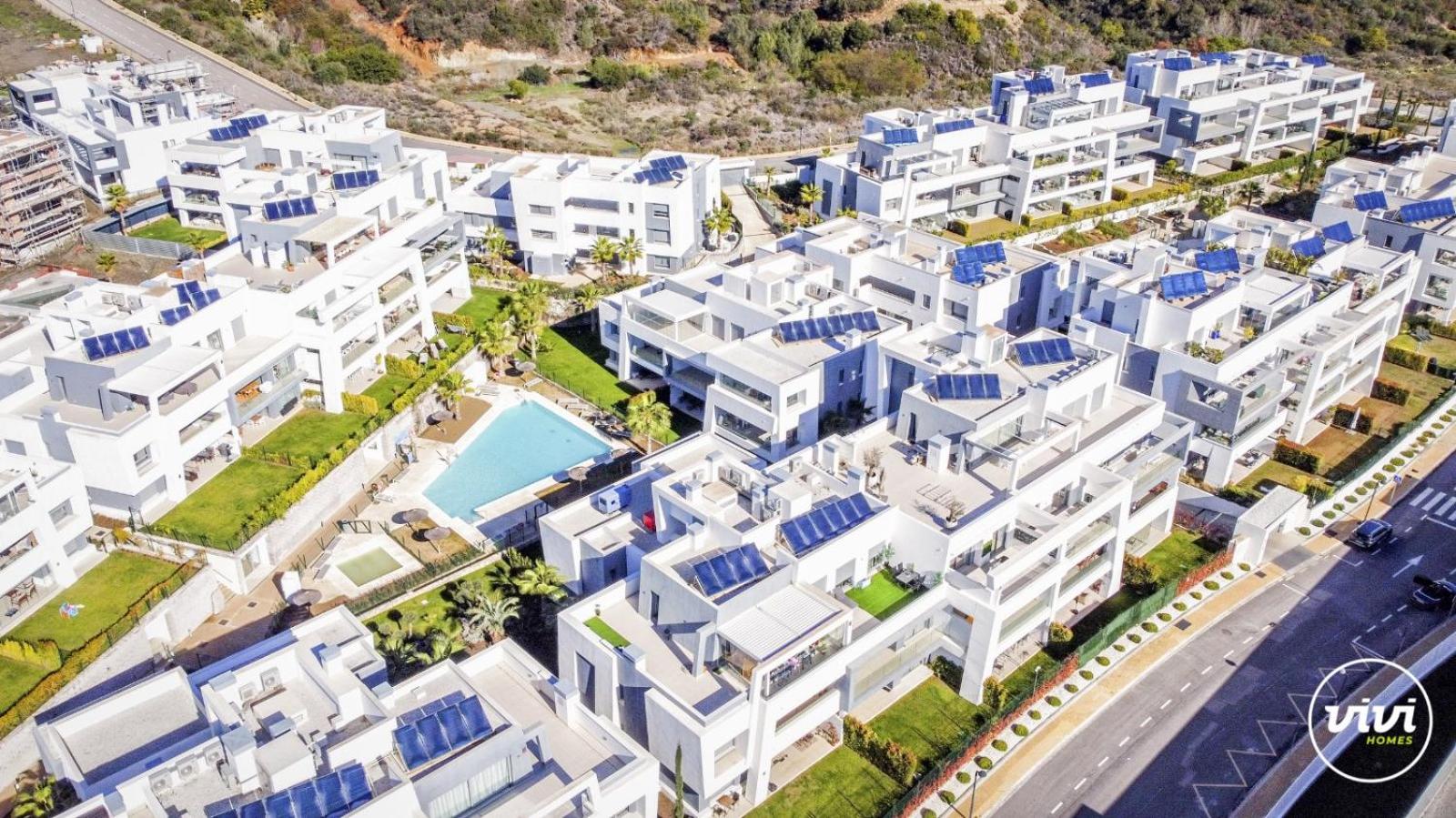 ViVi Homes - Sol Garden Pool, Terrace & Golf