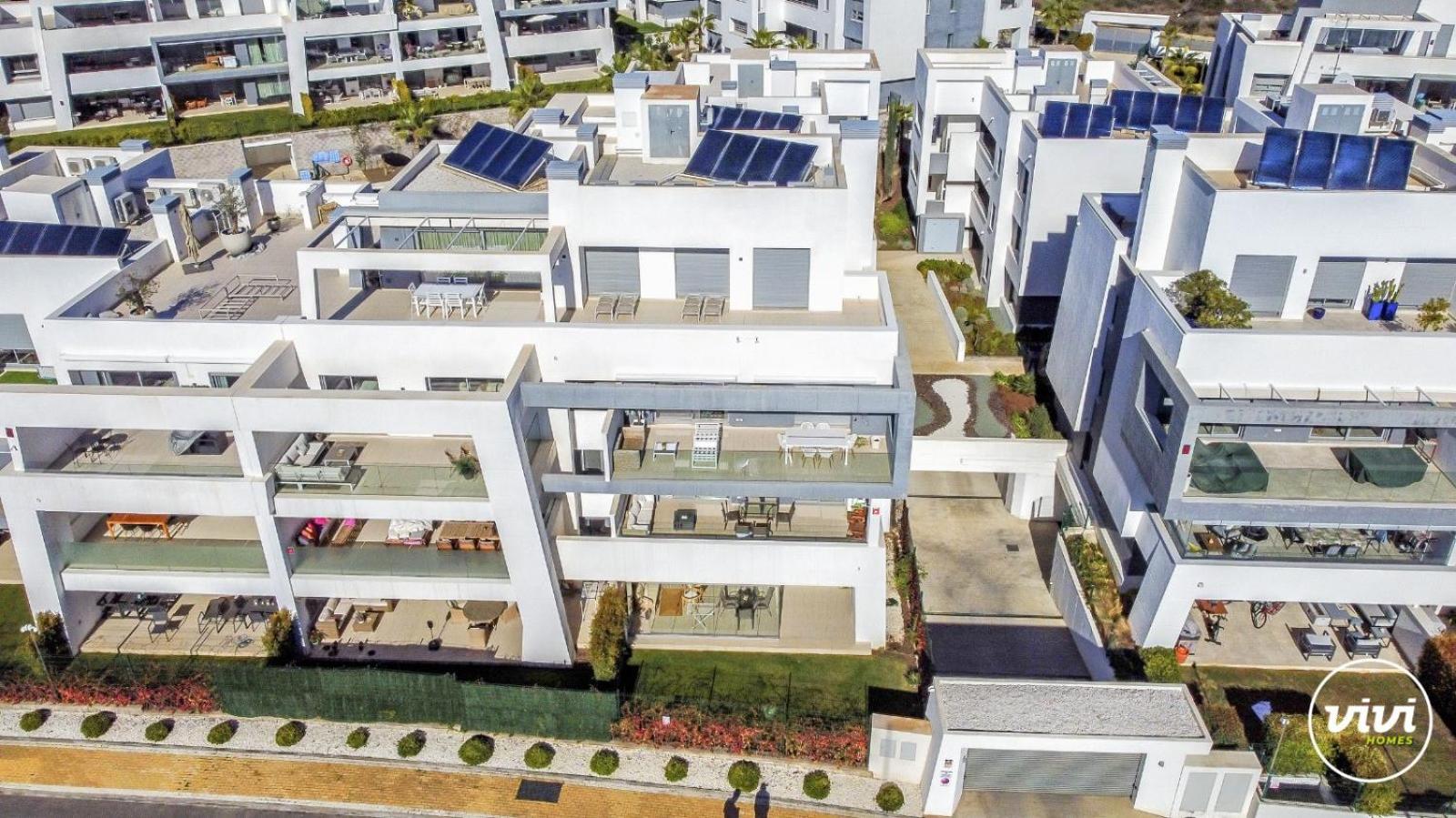 ViVi Homes - Sol Garden Pool, Terrace & Golf