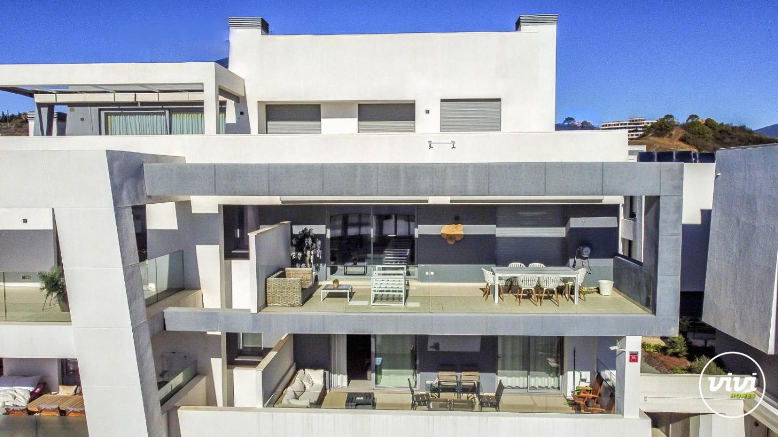 ViVi Homes - Sol Garden Pool, Terrace & Golf