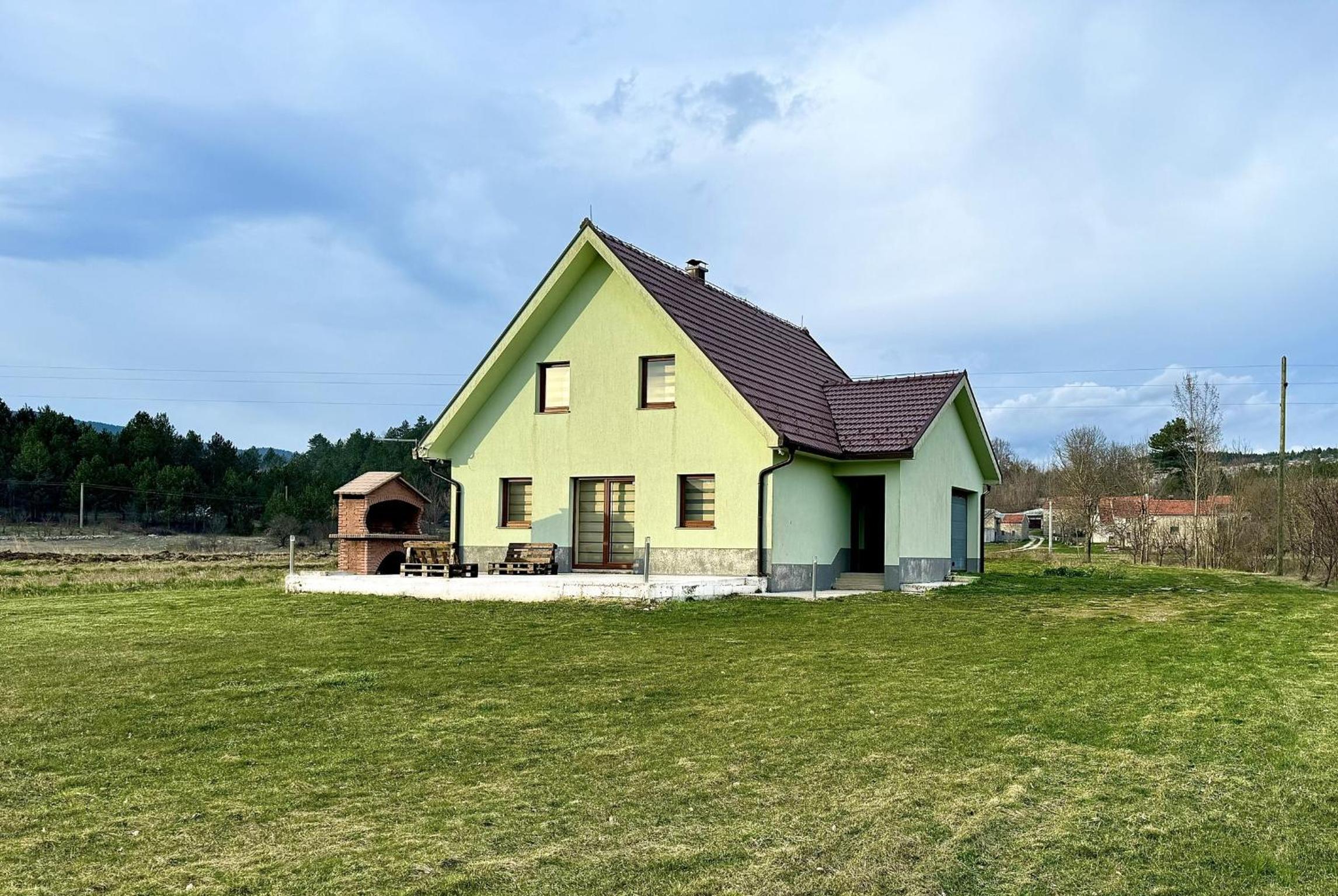 Tribistovo Holiday House
