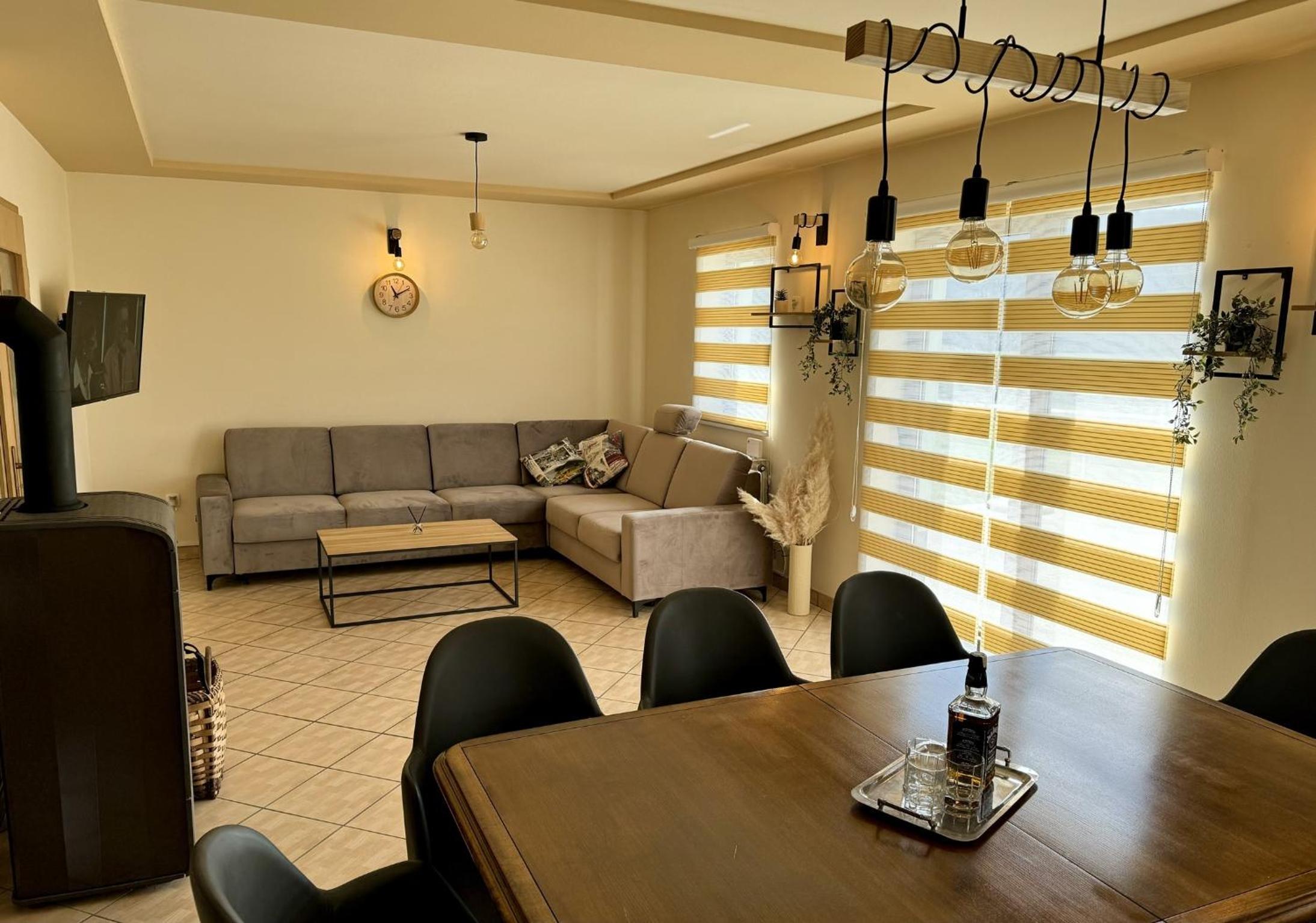 Tribistovo Holiday House
