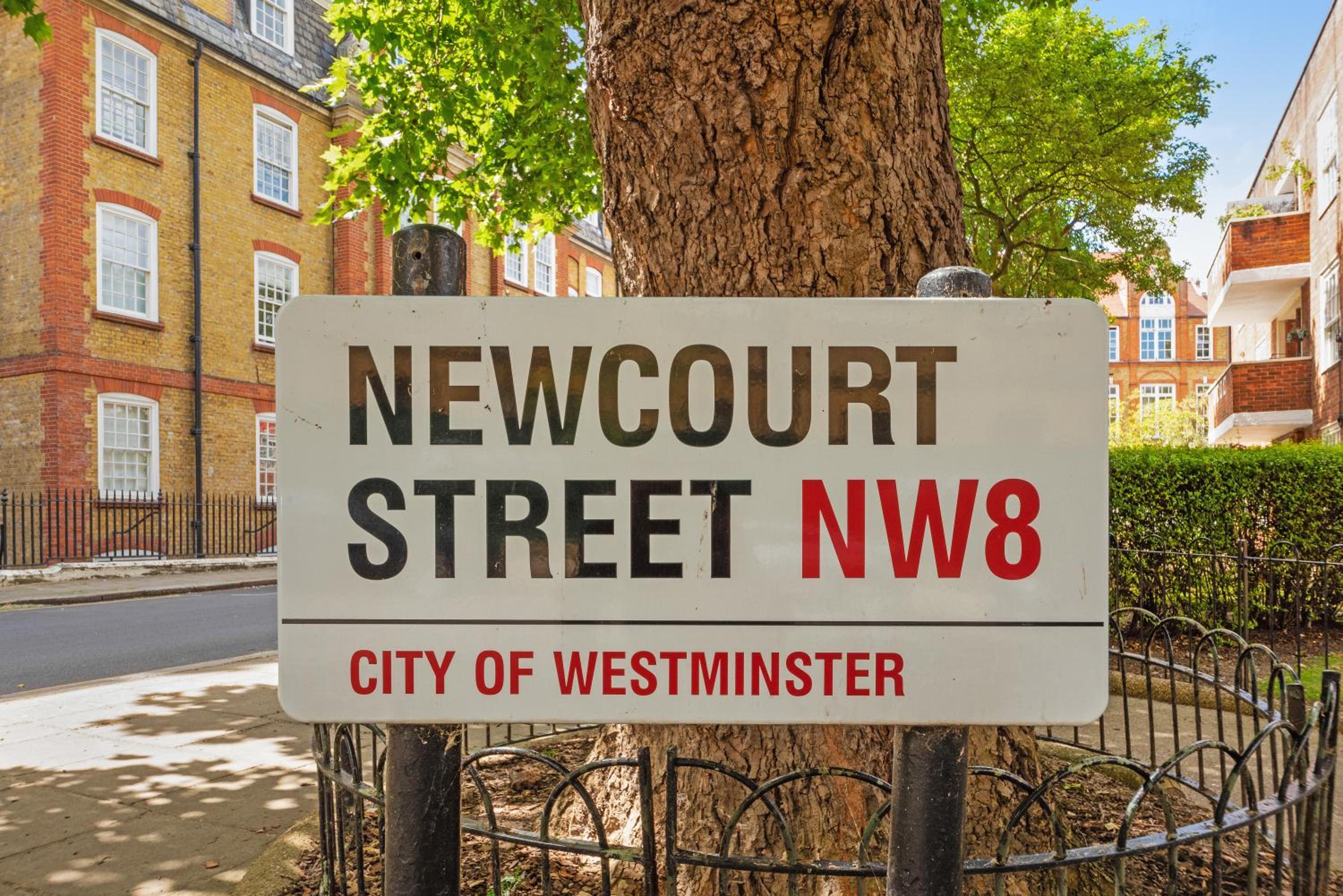 DeLux 1 bd Apt Regents Park NW8