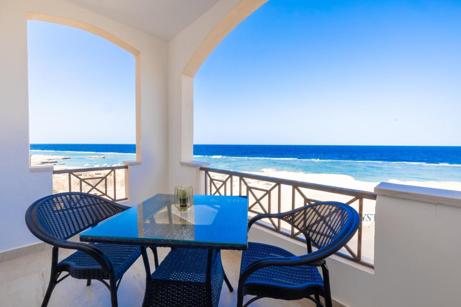 Oyster Bay Beach Suites