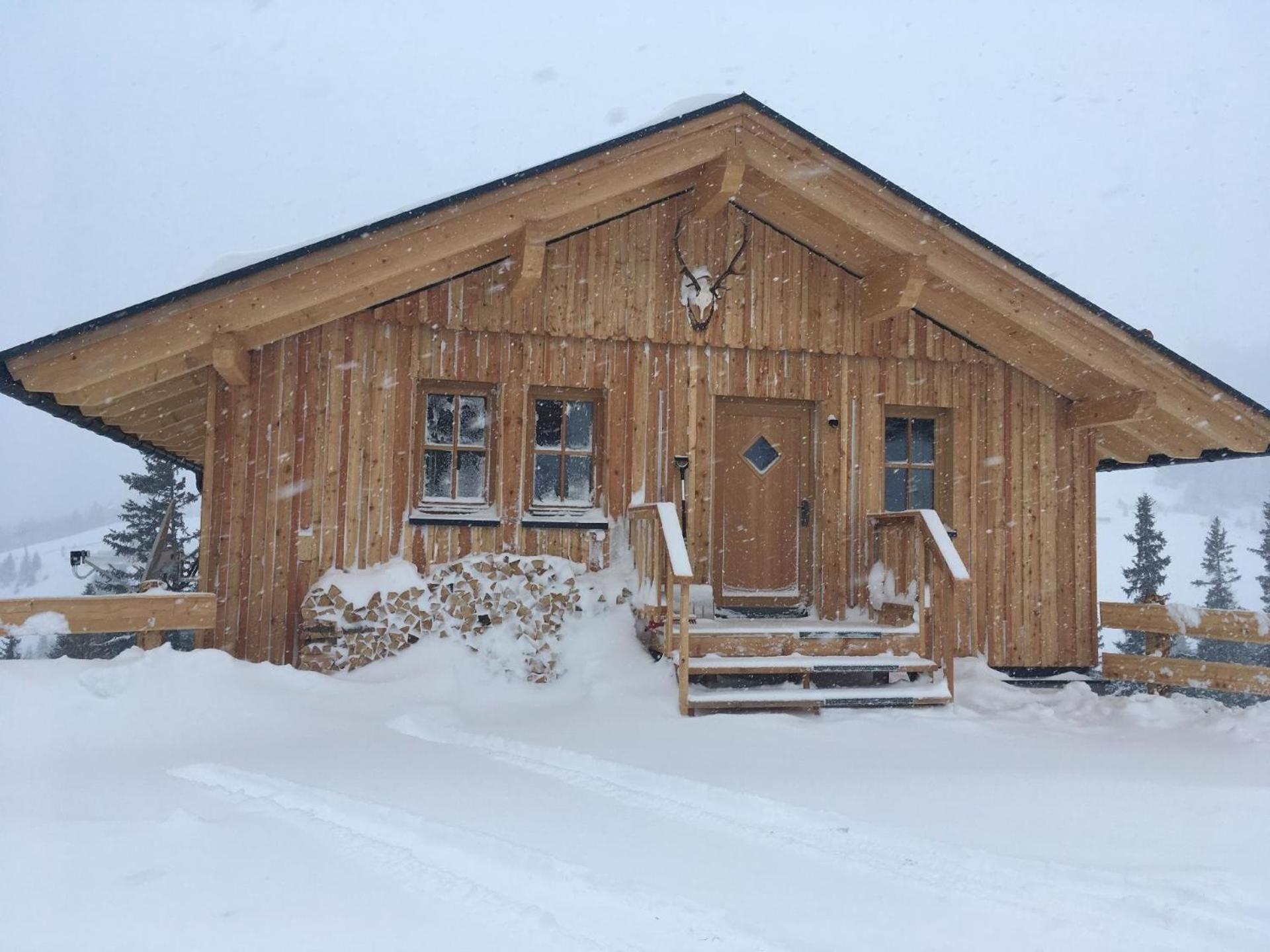 Jagdhütte mit Kaminofen und Sauna