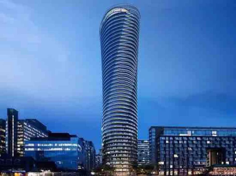 Luxurious Canary Wharf Aptartment - Outstanding City View!