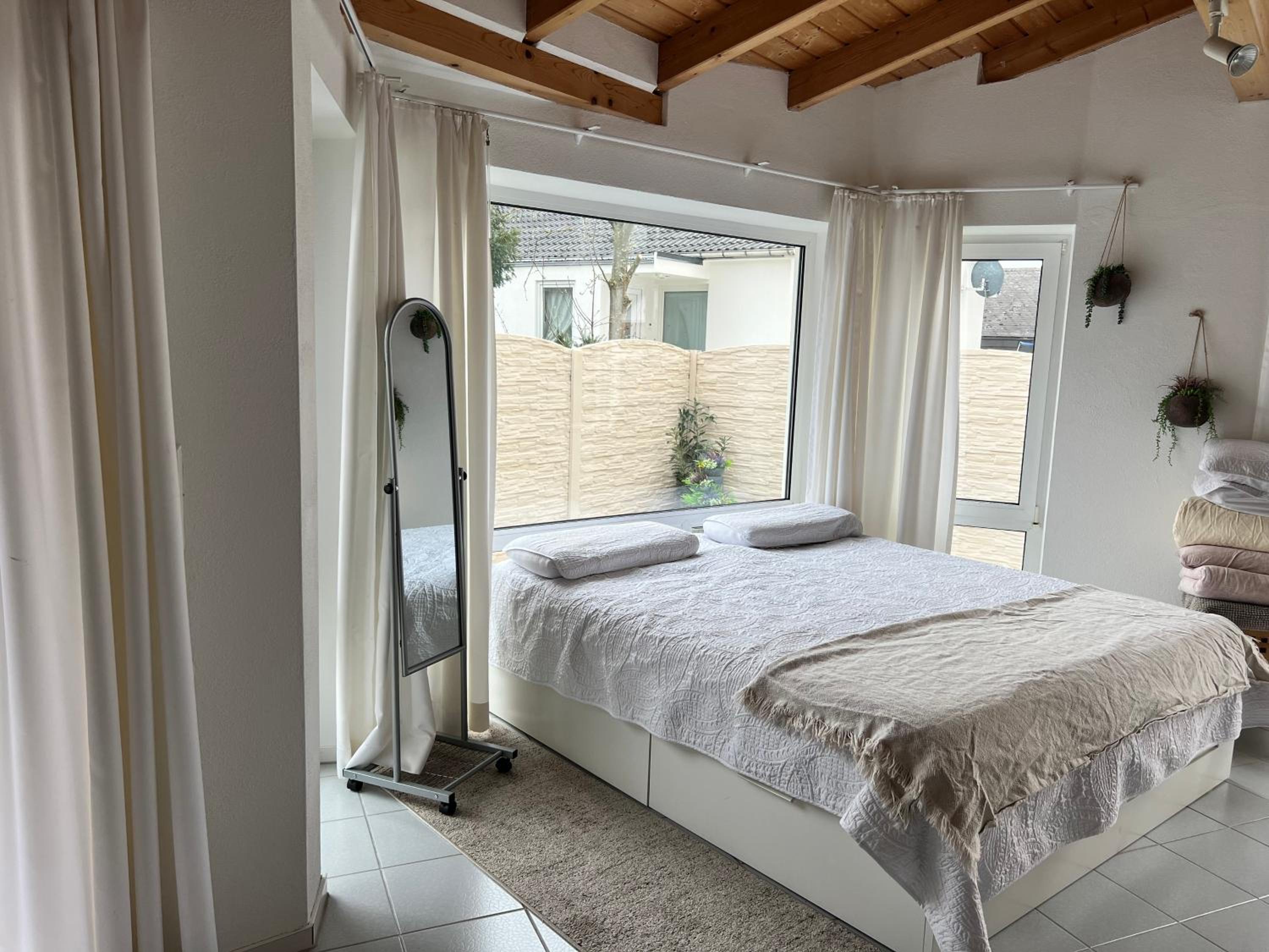 Welschwood Holiday Retreat with Sauna - Property Image 18