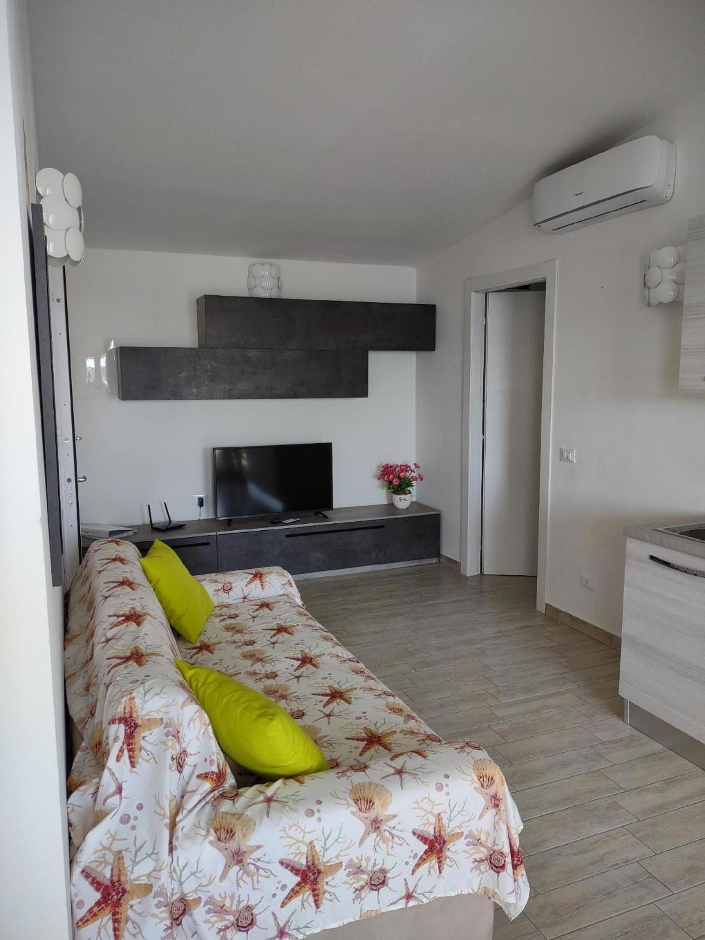 Ferienwohnung für 3 Personen 1 Kind ca 55 qm in Cannigione, Sardinien Gallura view 5