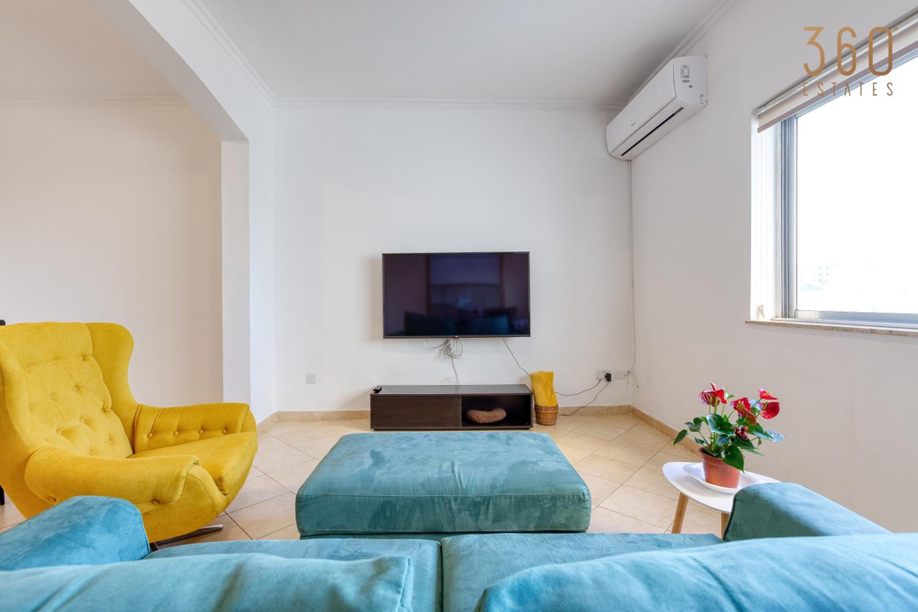 Stylish & Cosy 2BR Apt in the Heart of St' Julians by 360 Estates photo 5