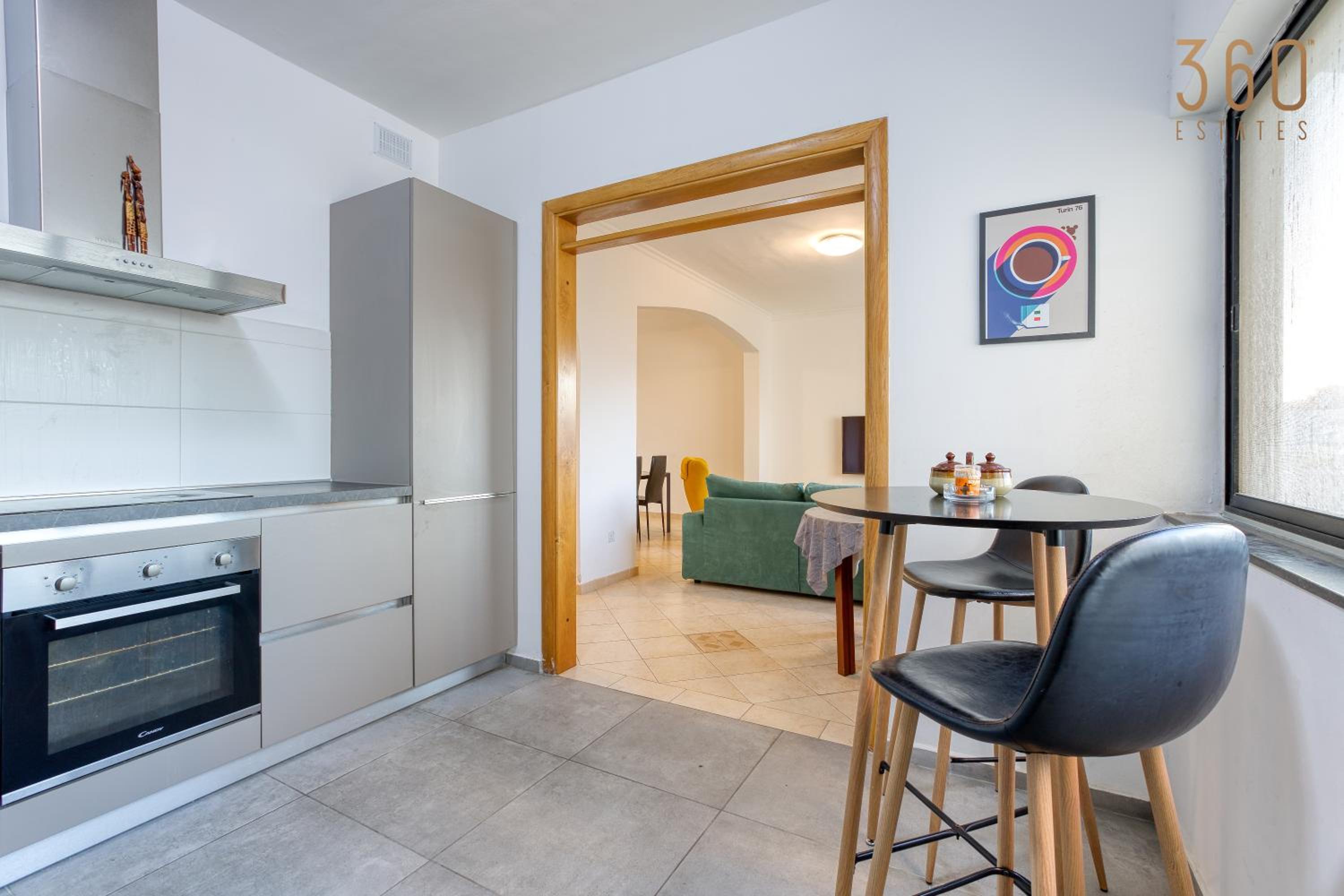 Stylish & Cosy 2BR Apt in the Heart of St' Julians by 360 Estates photo 3