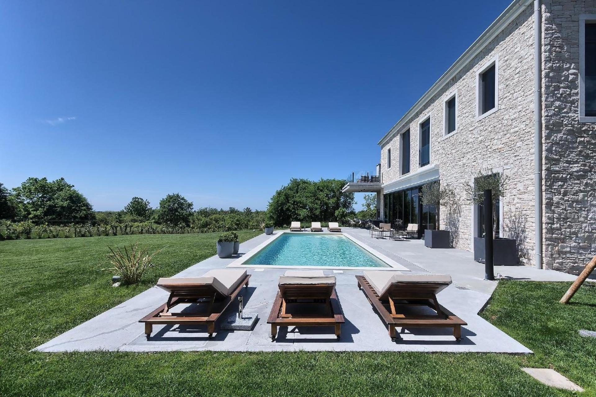 Ferienhaus mit Privatpool für 8 Personen ca 400 qm in Radetici, Istrien Binnenland von Istrien view 5