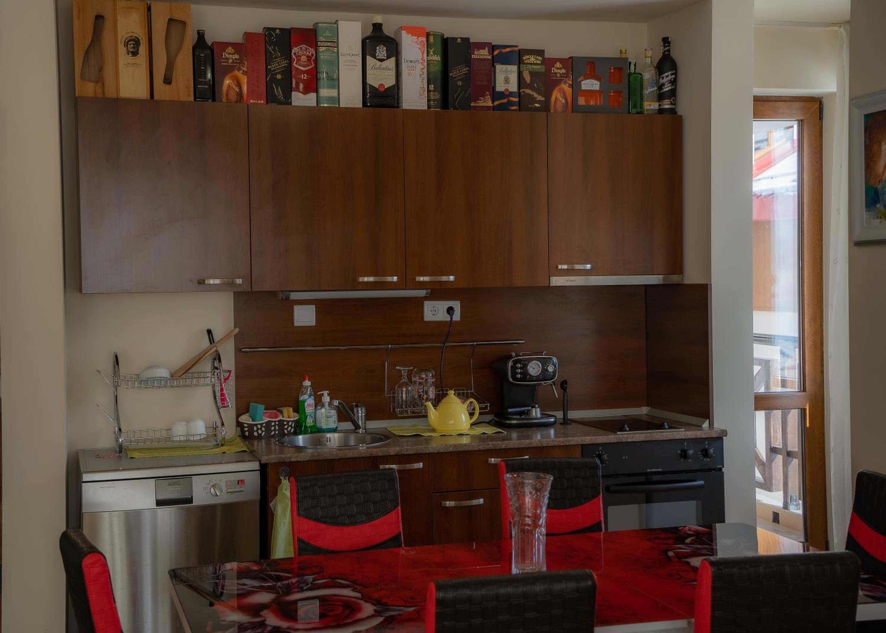 Апартамент ДЕНИ