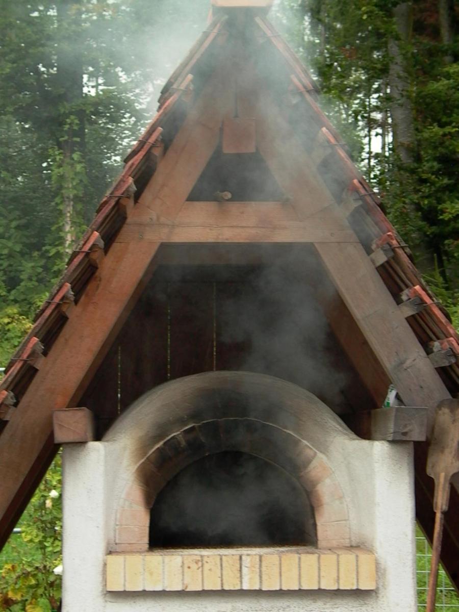 Seelodge mit Alpenblick