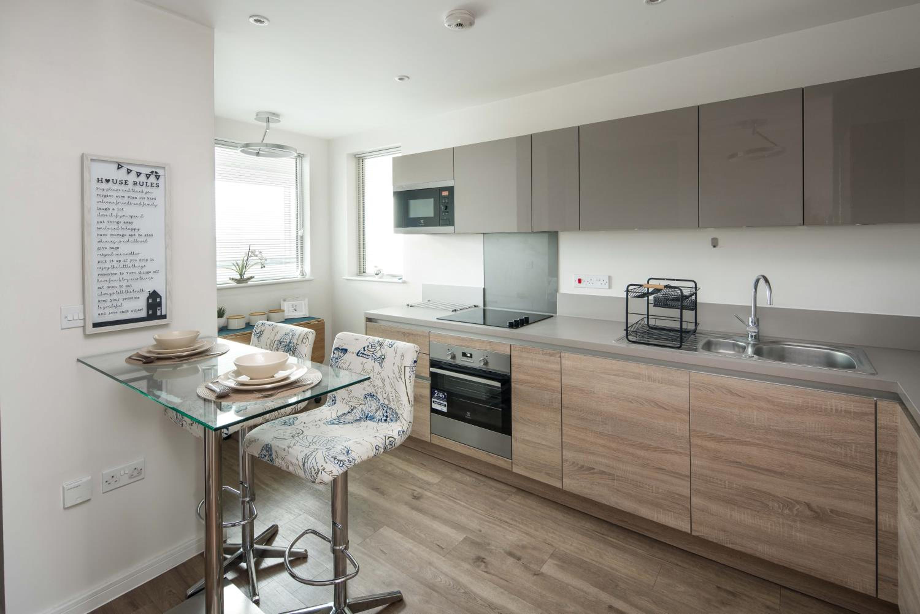 Canning town -2 bed Luxury Apartment