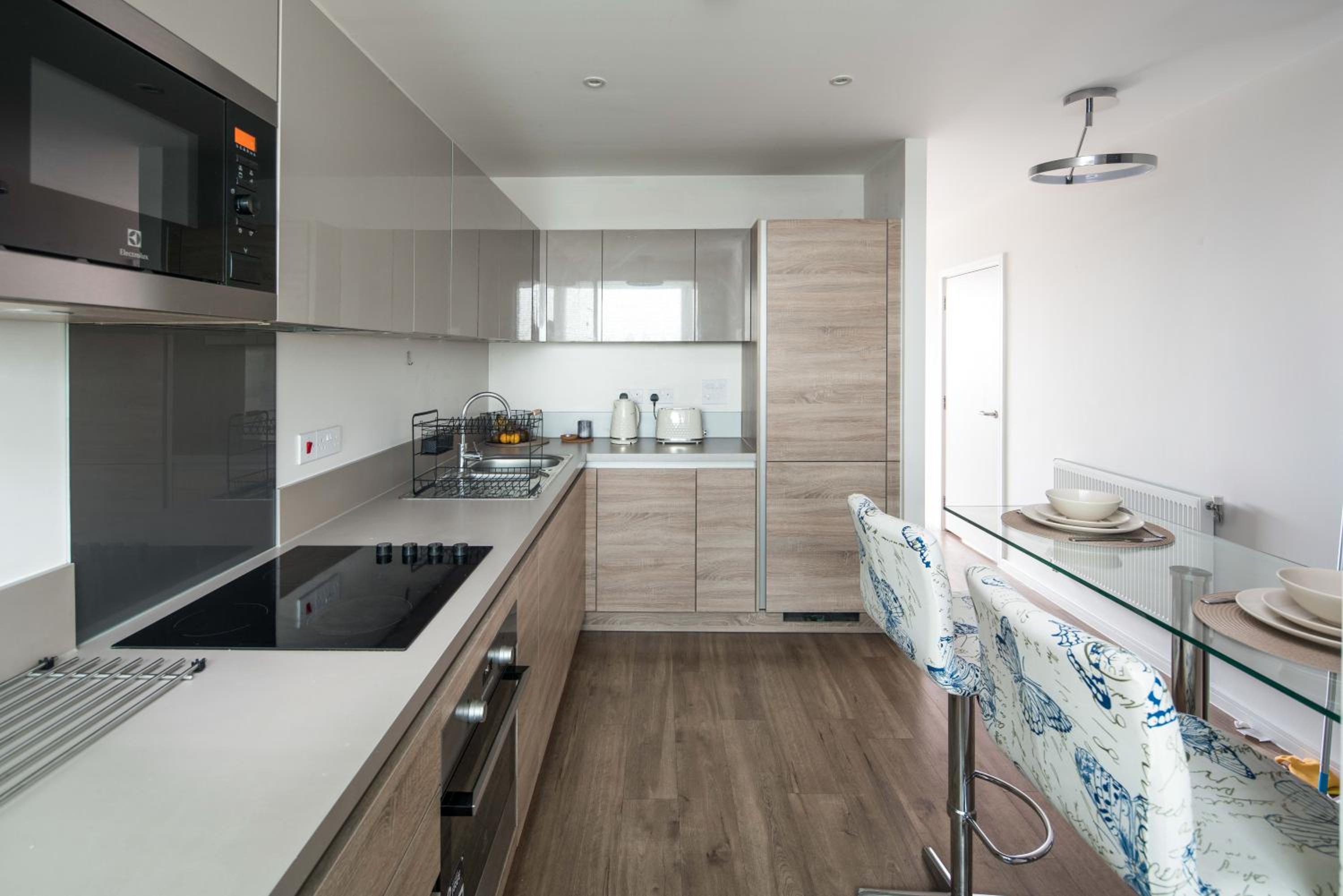 Canning town -2 bed Luxury Apartment