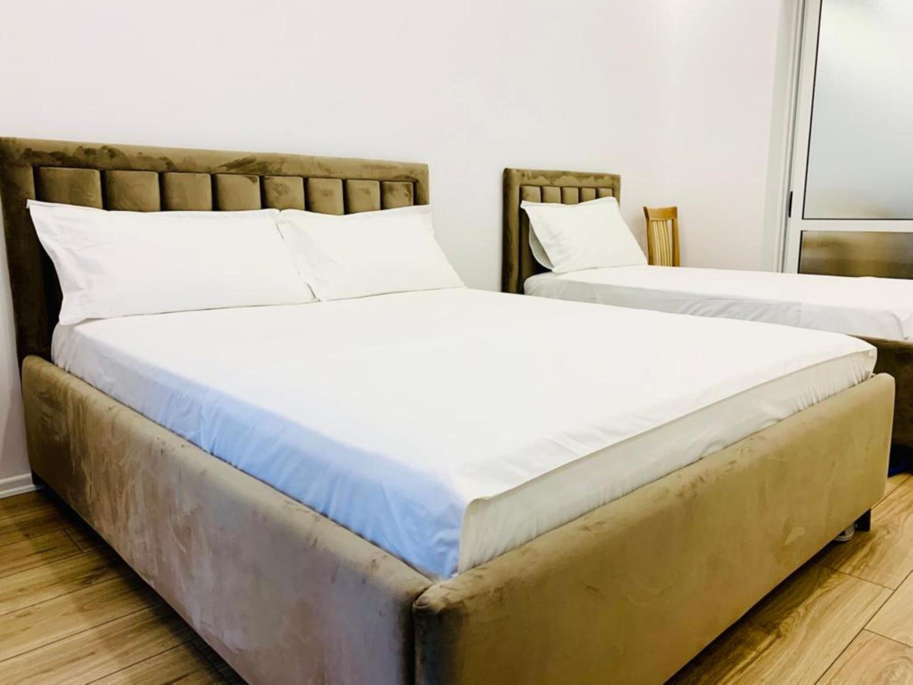 SELA RENT- City Rooms and Studio Apartments