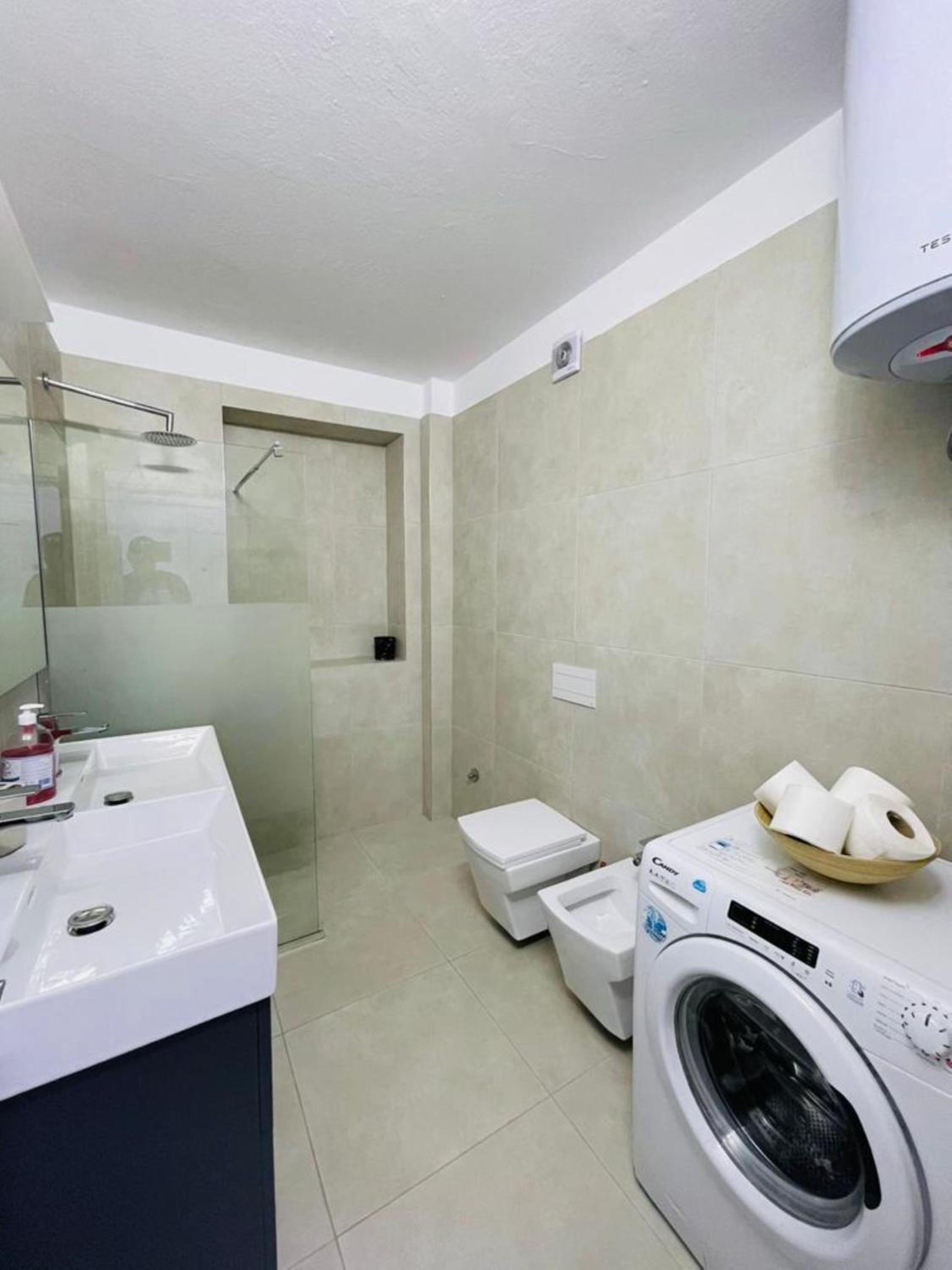 SELA RENT- City Rooms and Studio Apartments