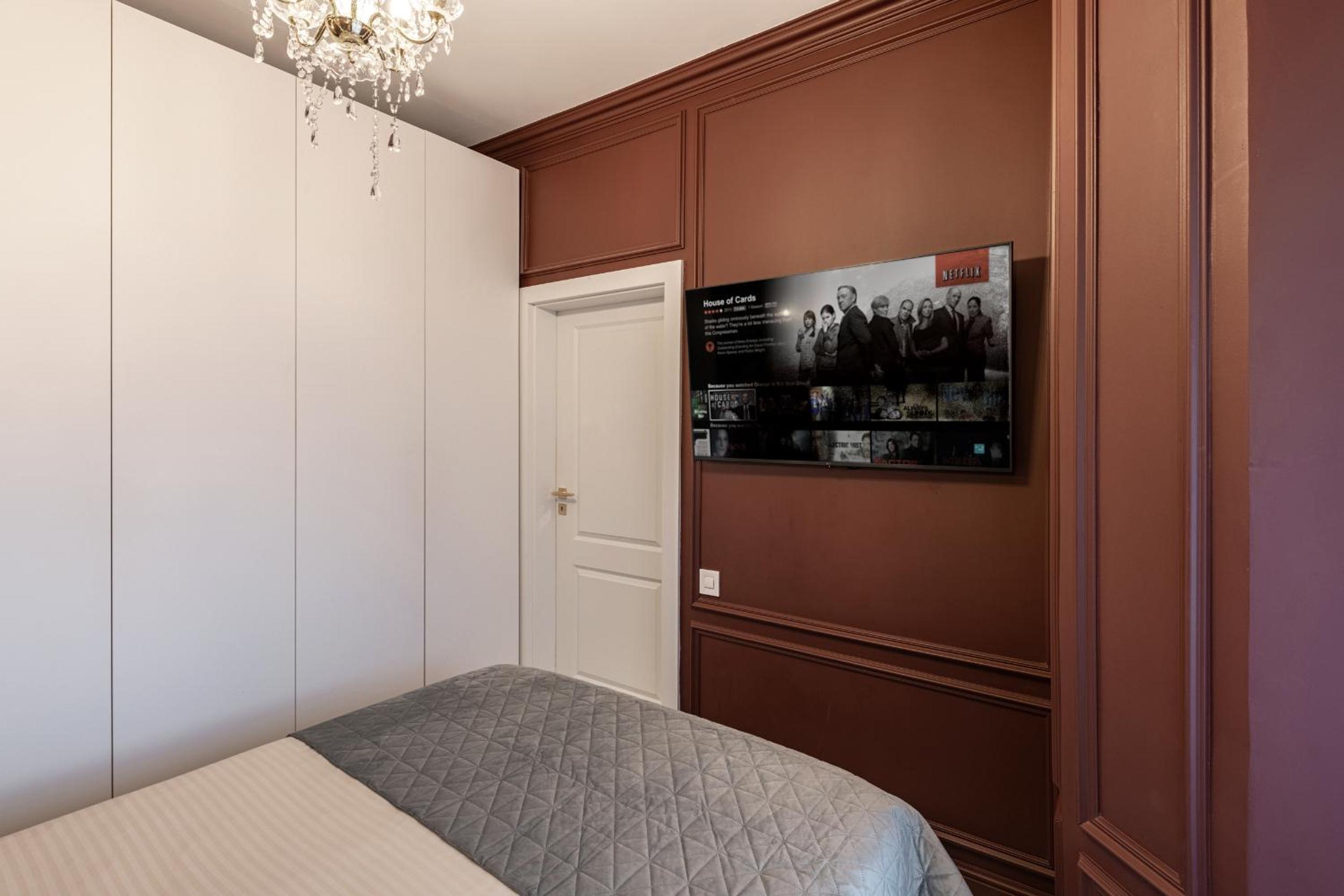 The Episode - Jacuzzi Penthouses