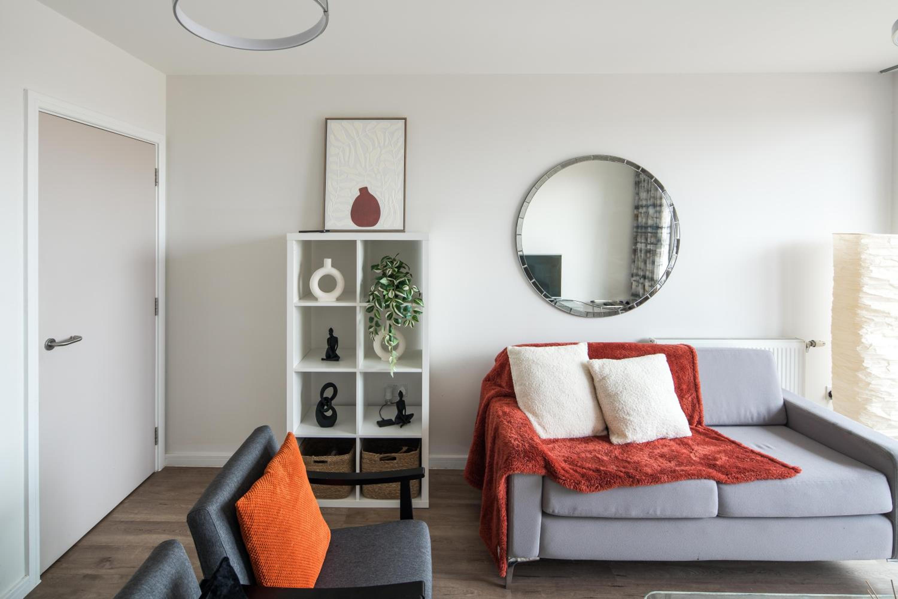 Canning town -2 bed Luxury Apartment