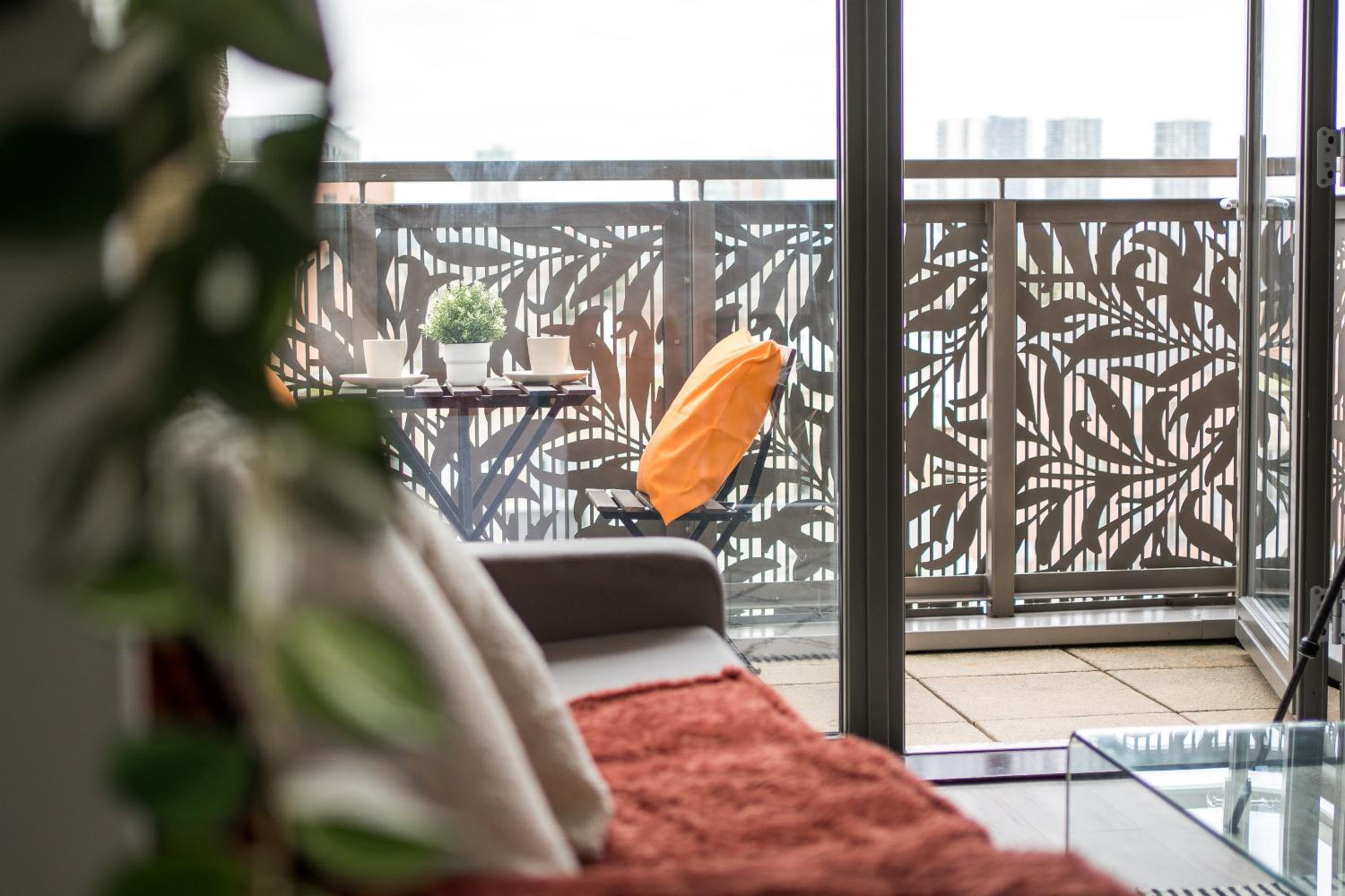Canning town -2 bed Luxury Apartment