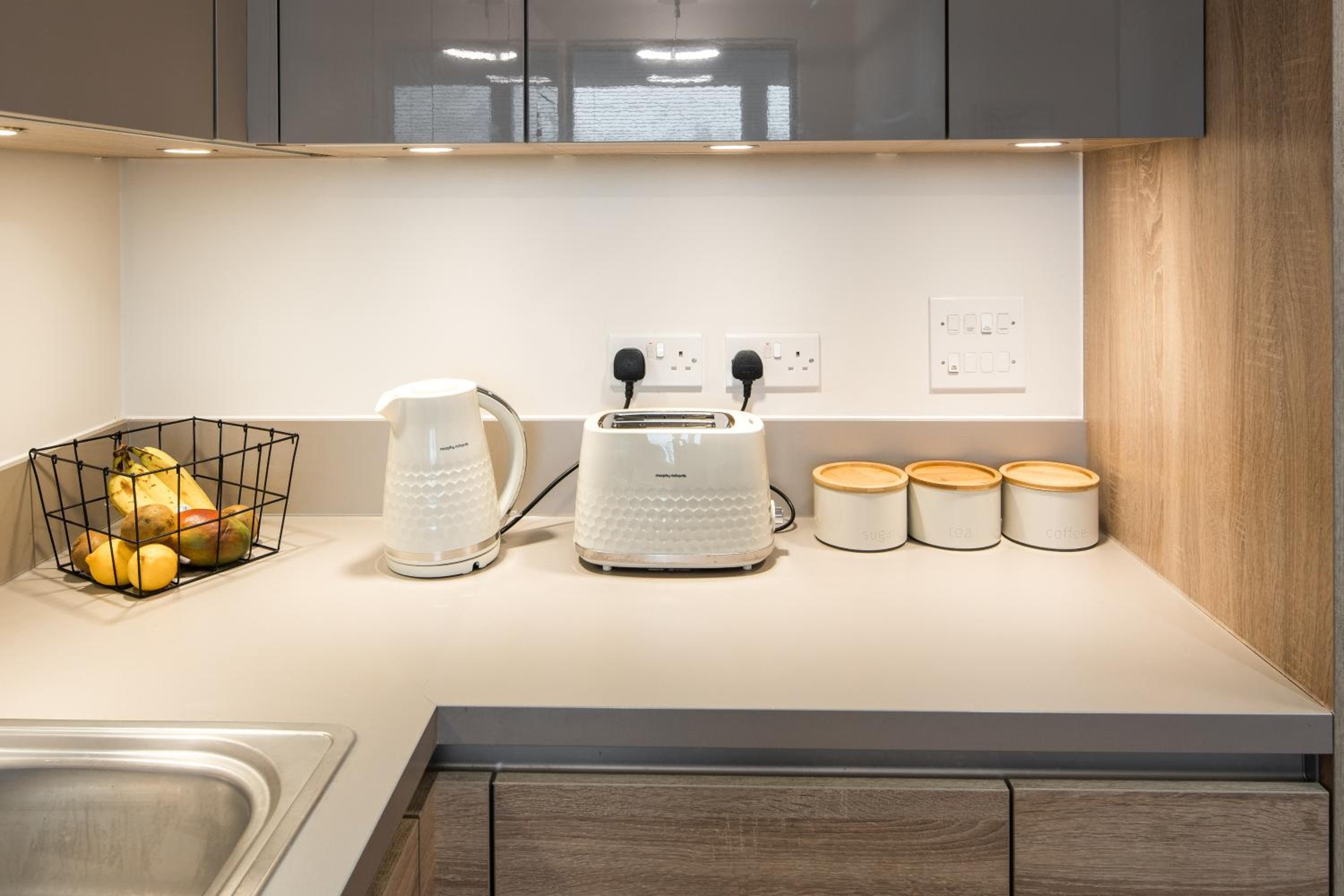 Canning town -2 bed Luxury Apartment