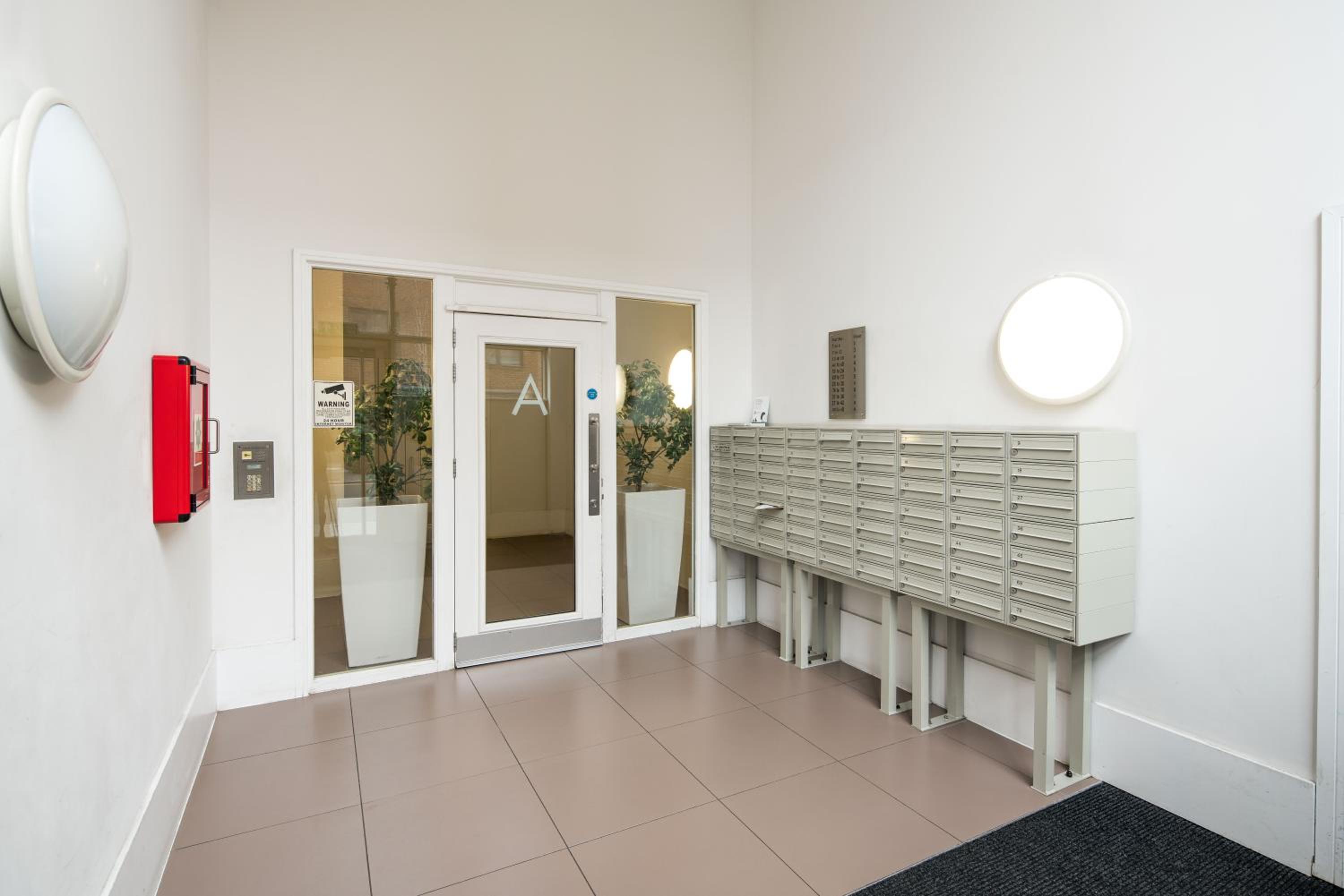 Canning town -2 bed Luxury Apartment