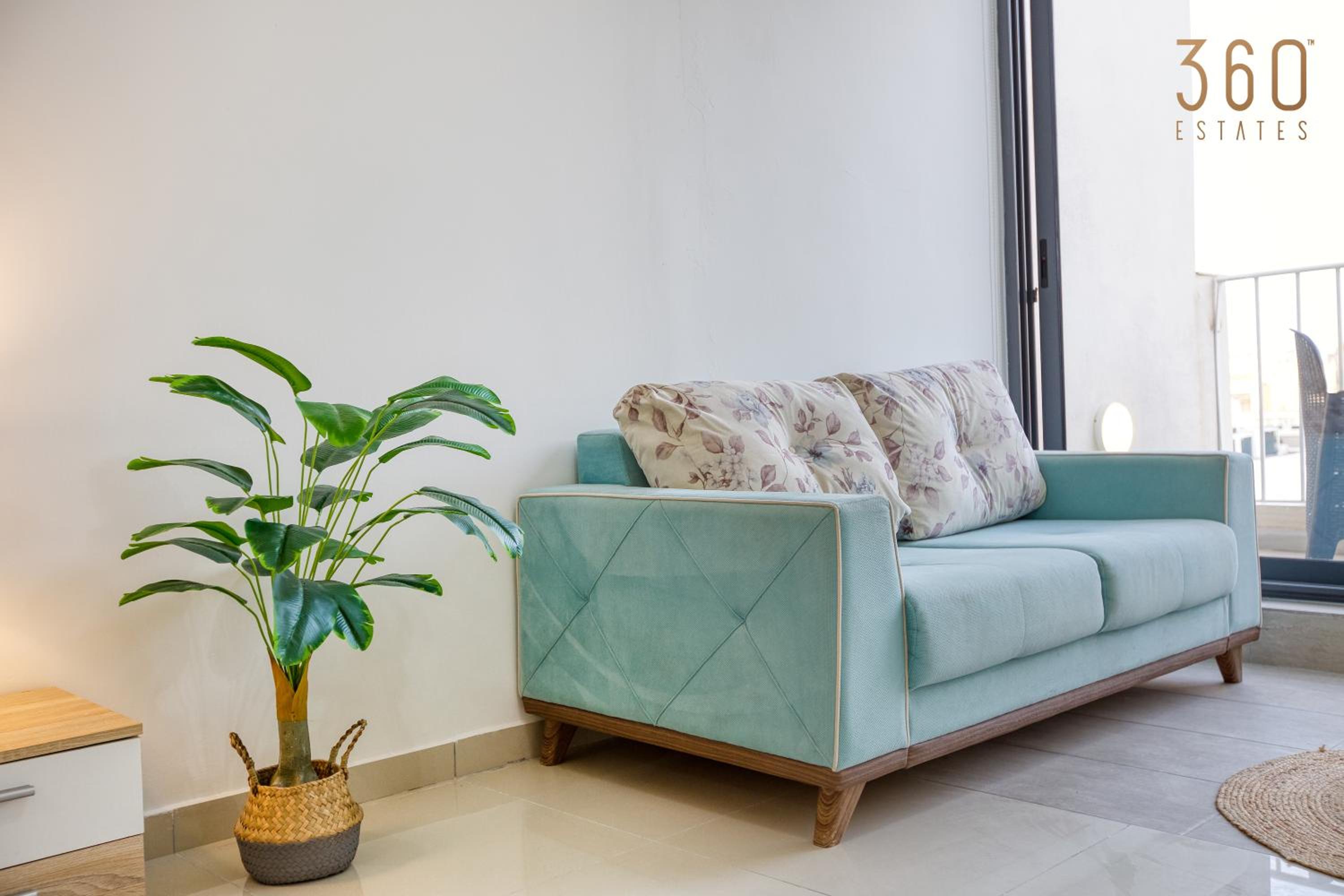 A lovely designer Apt with Balcony in St' Julians by 360 Estates view 2
