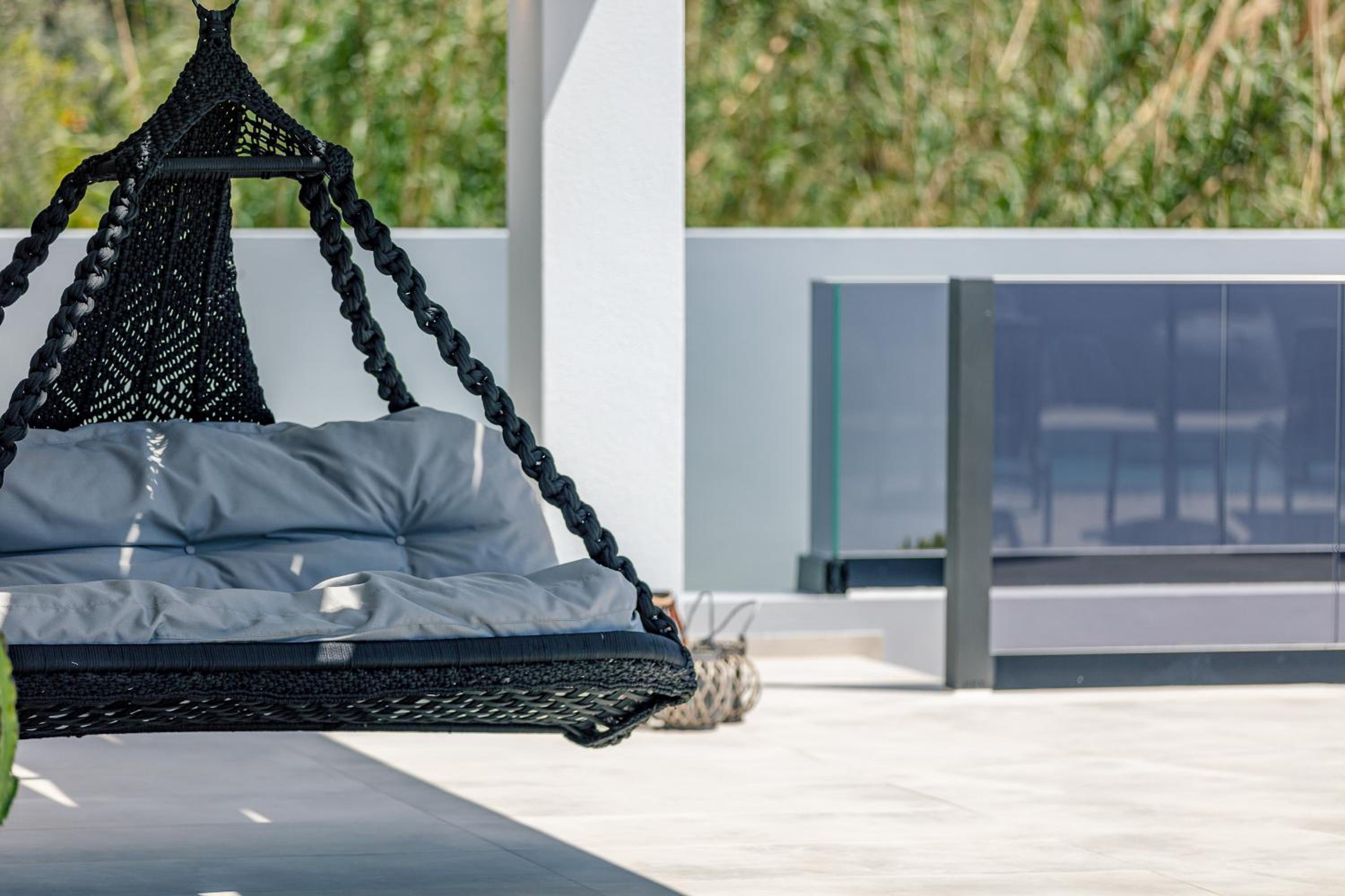 Del Sur Luxury Villa, Heated Pool & Utter Privacy, By ThinkVilla