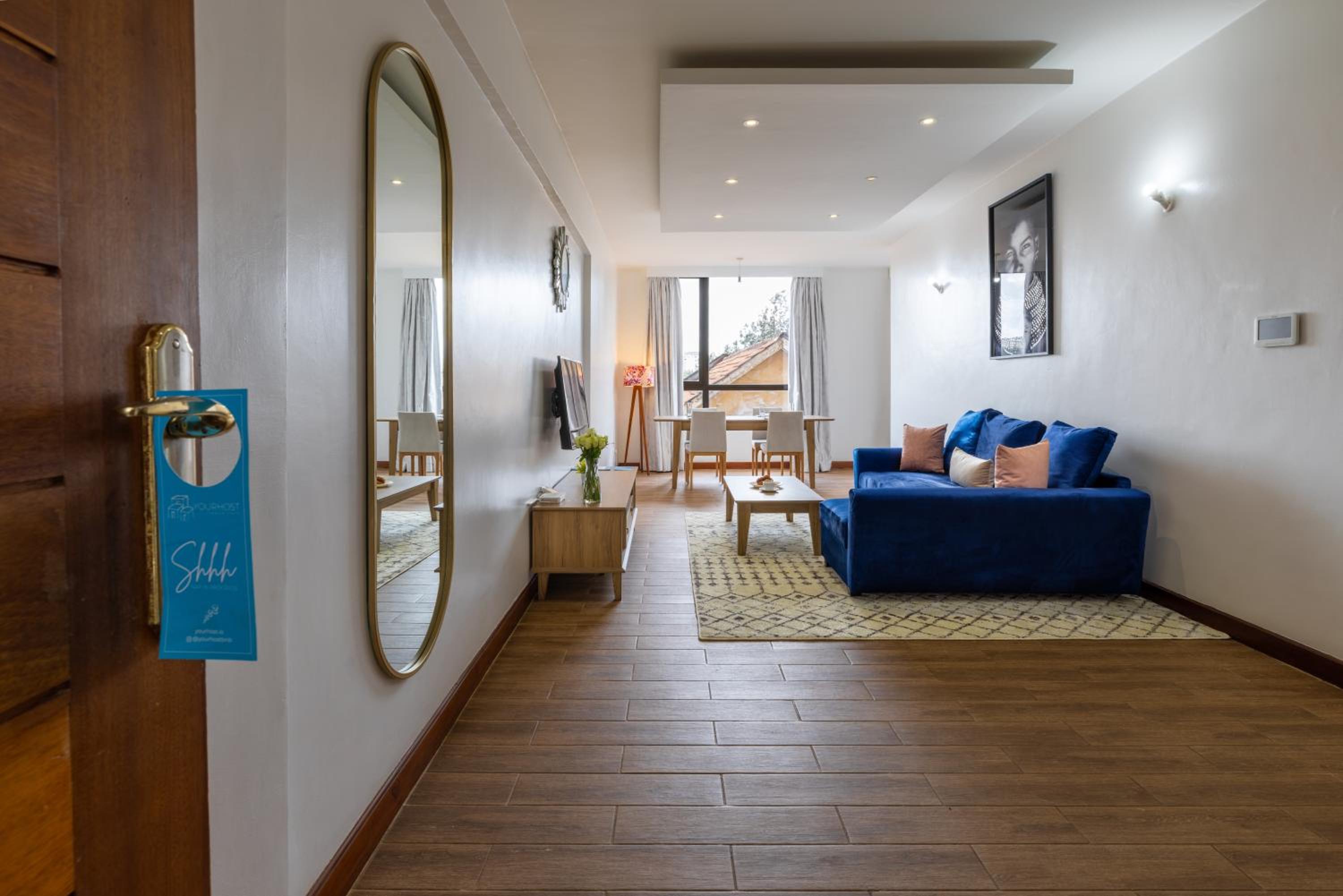Riara One 1 bed by YourHost Junction Mall Nairobi view 4