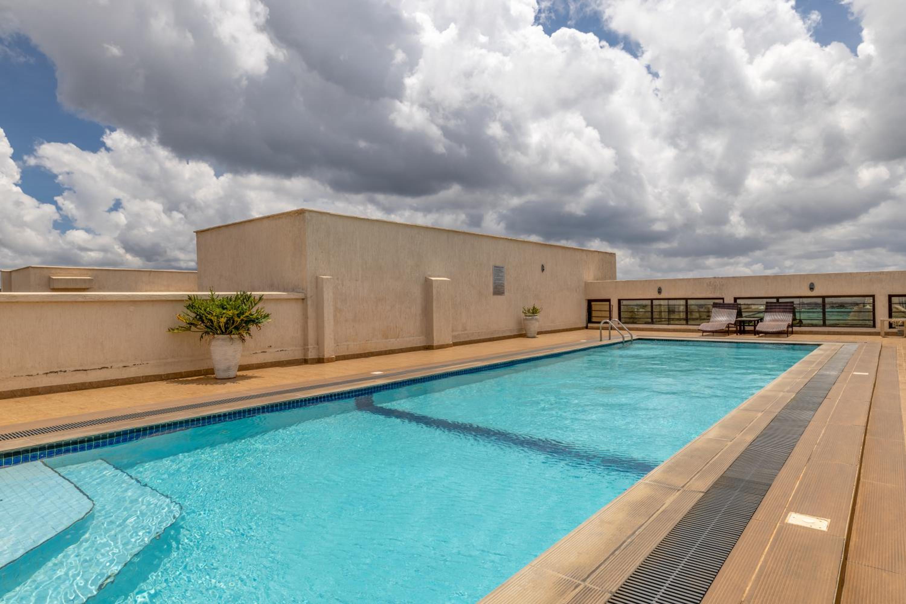 Riara One 1 bed by YourHost Junction Mall Nairobi view 3
