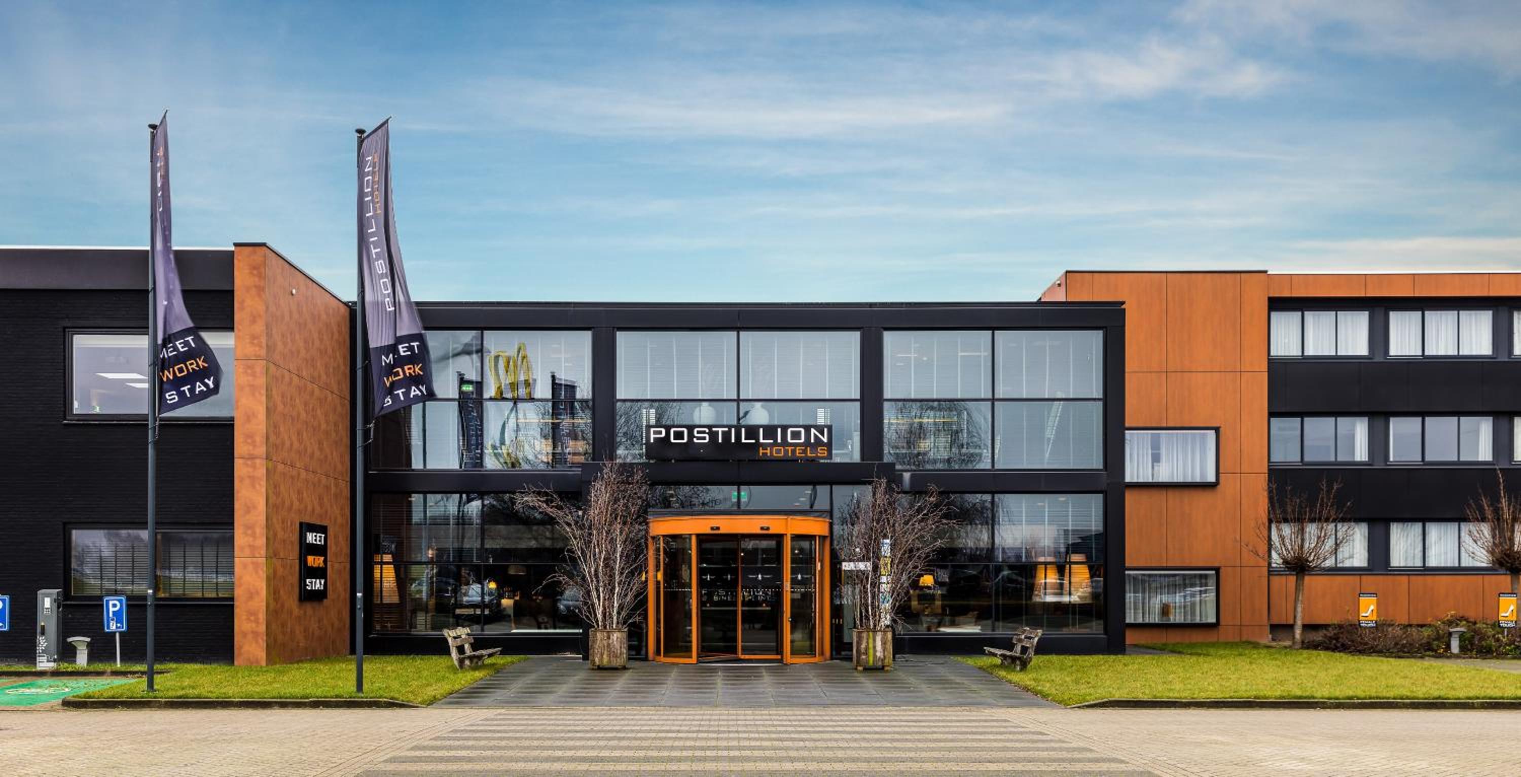 Hotel Postillion Hotel Deventer - Image 1