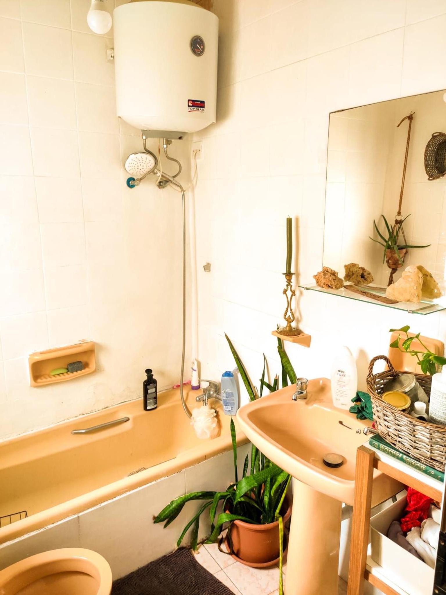 Cute Townhouse in Maltese Village Close To St Peters Pool