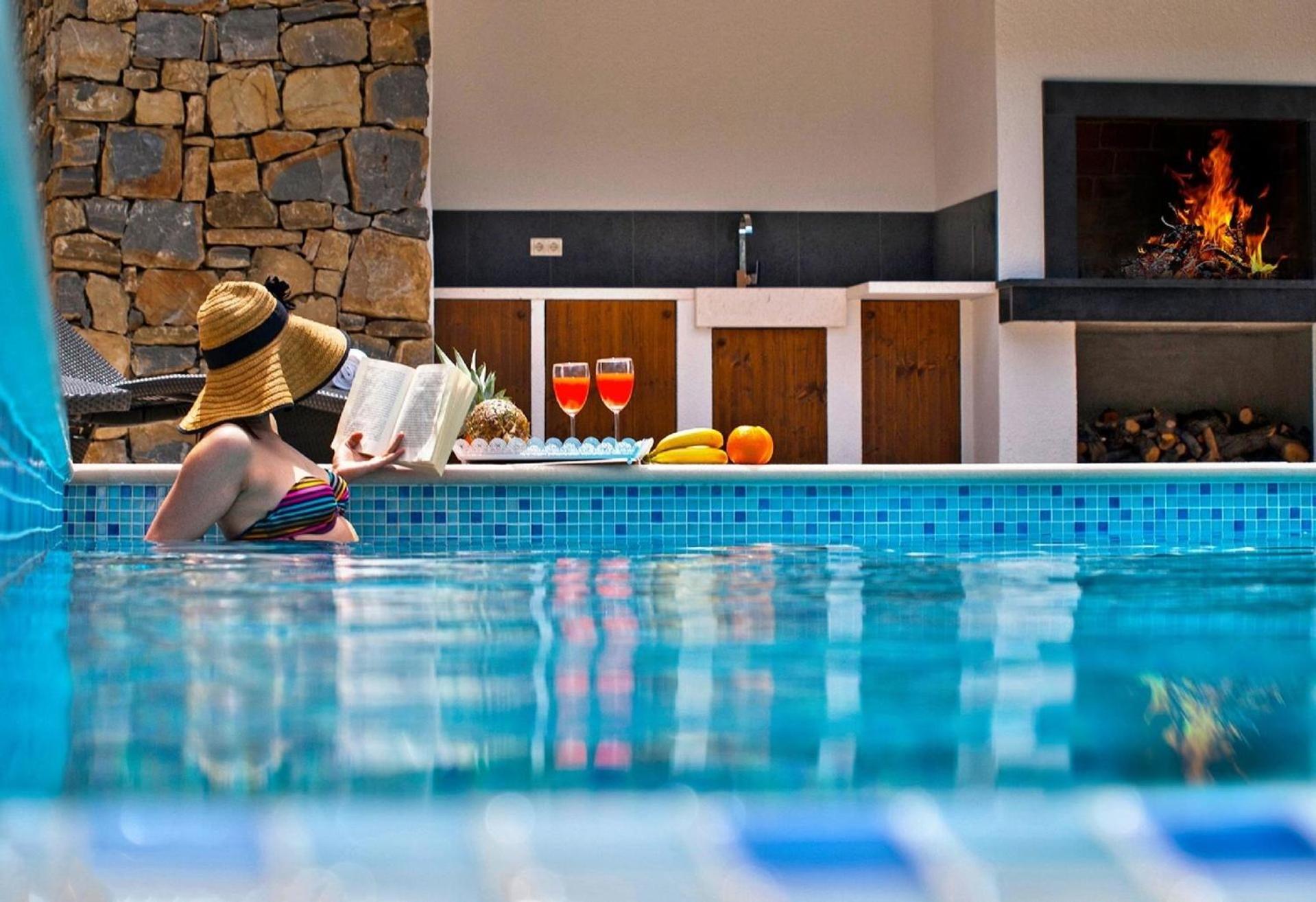 Villa Mosor Mit Beheiztem Salzwasserpool Und Sauna view 4