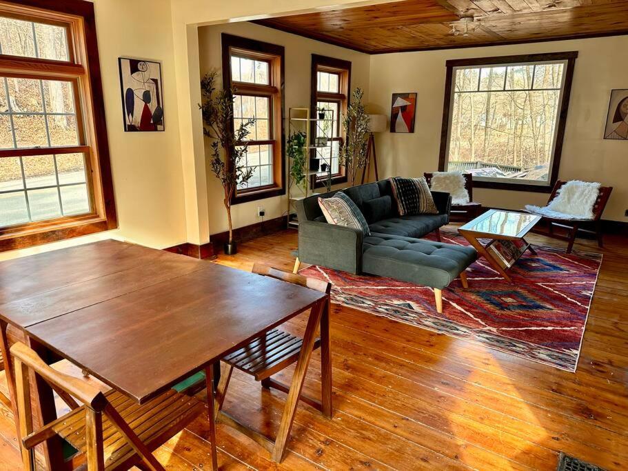 Cozy Historic home in Brattleboro