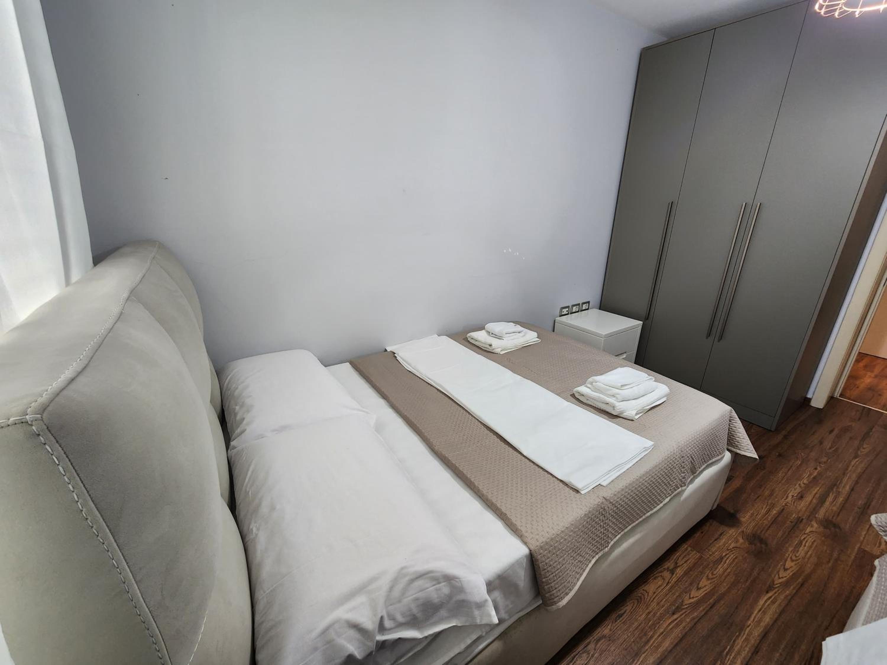 Apartment Sweet Luxury