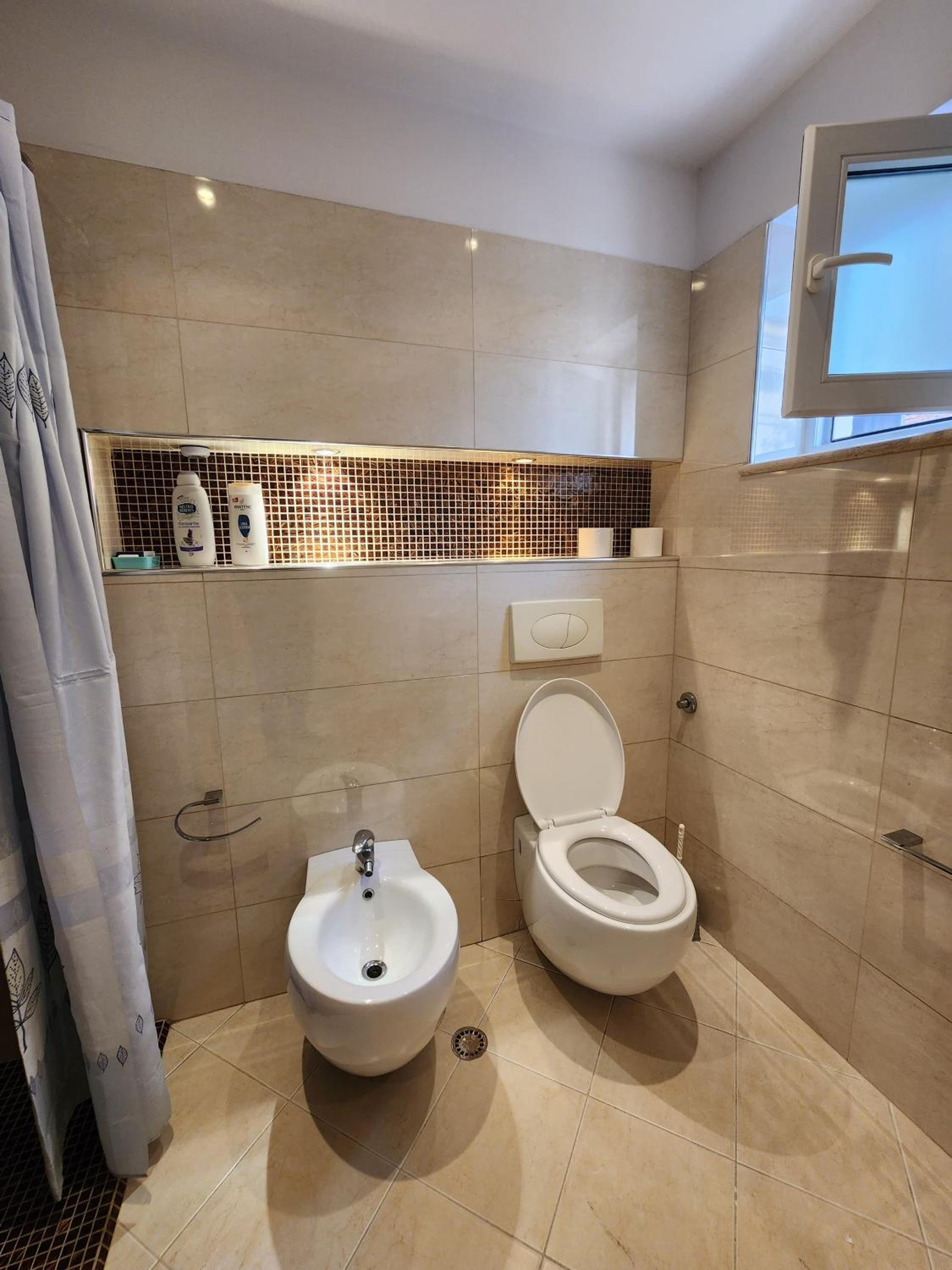 Apartment Sweet Luxury