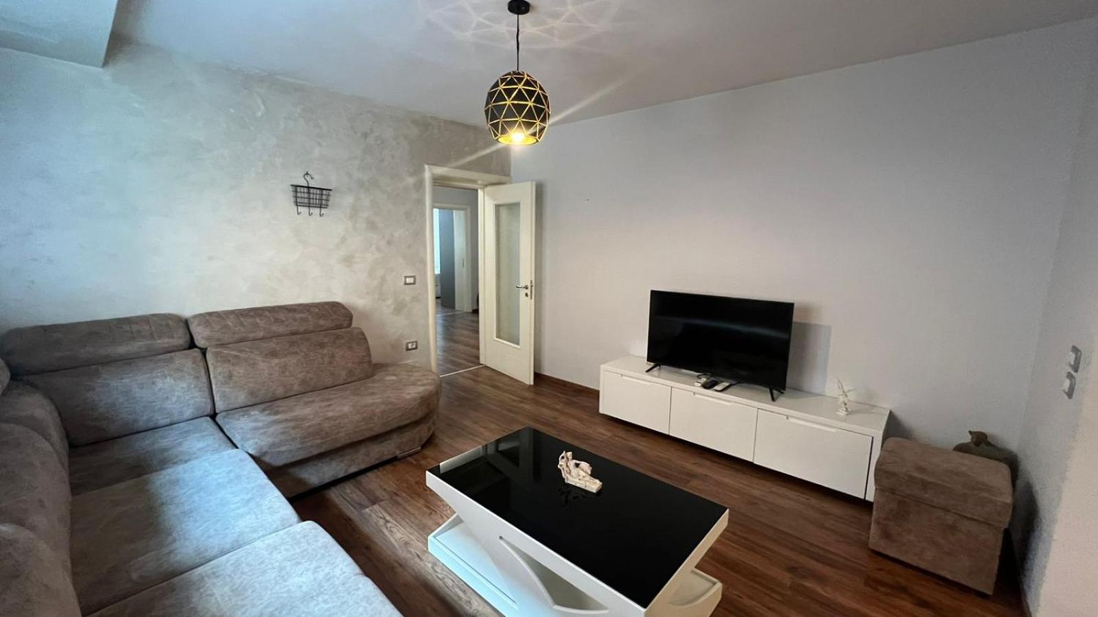 Apartment Sweet Luxury